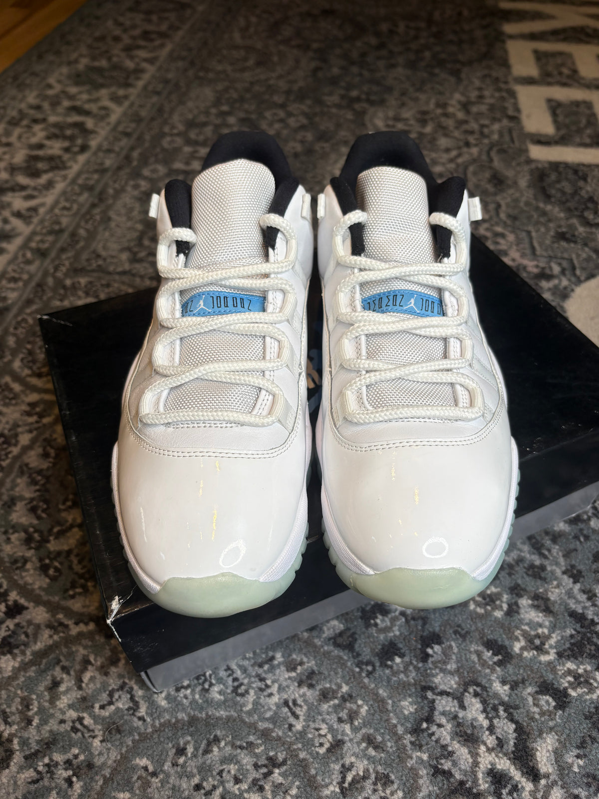 Jordan 11 Retro Low “Legend Blue” Clean Og Size 10