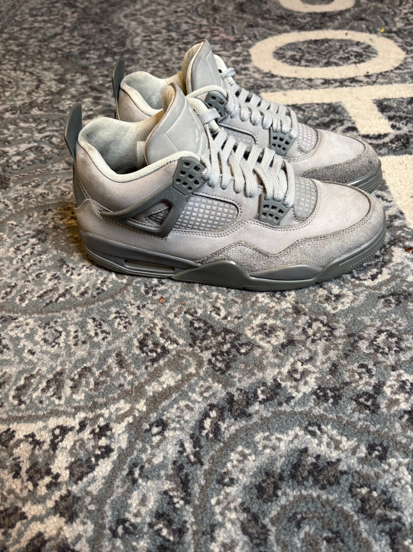 Jordan 4 Retro “Wet Cement” Po Nb Size 8