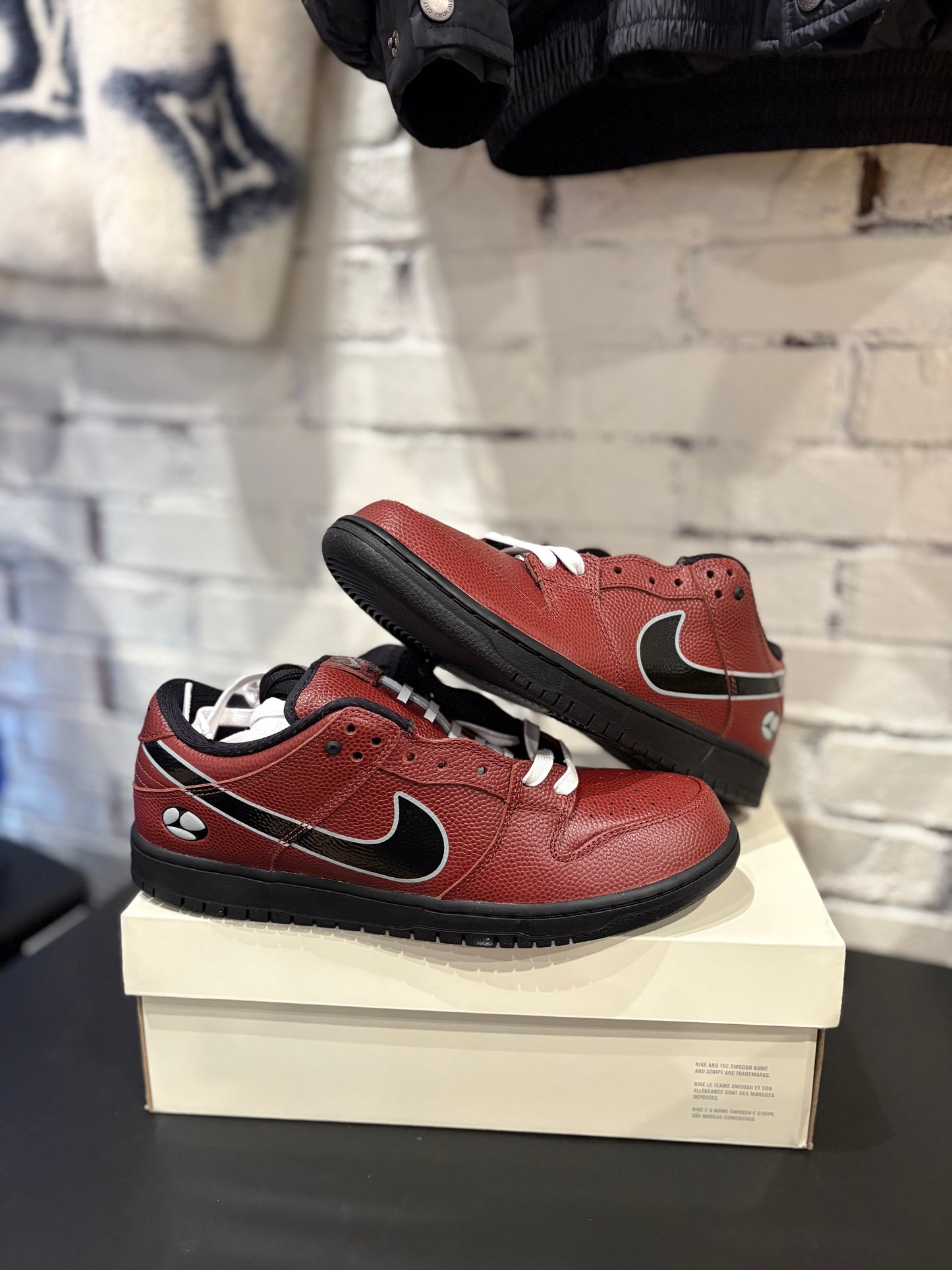 SB Dunk Low Limousine Skateboards DS OG Size 11