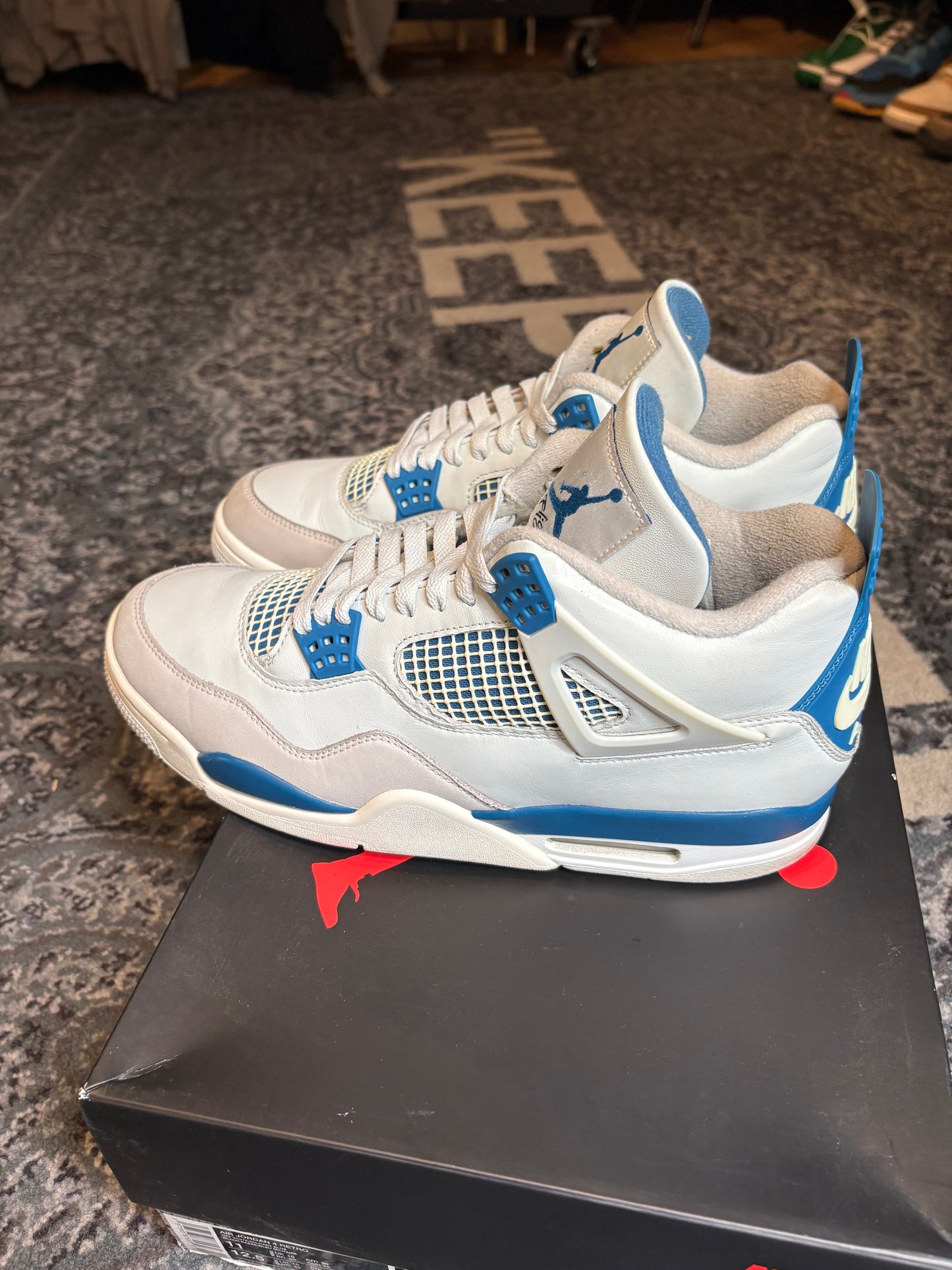 Jordan 4 Retro “Military Blue” Clean Og Size 11