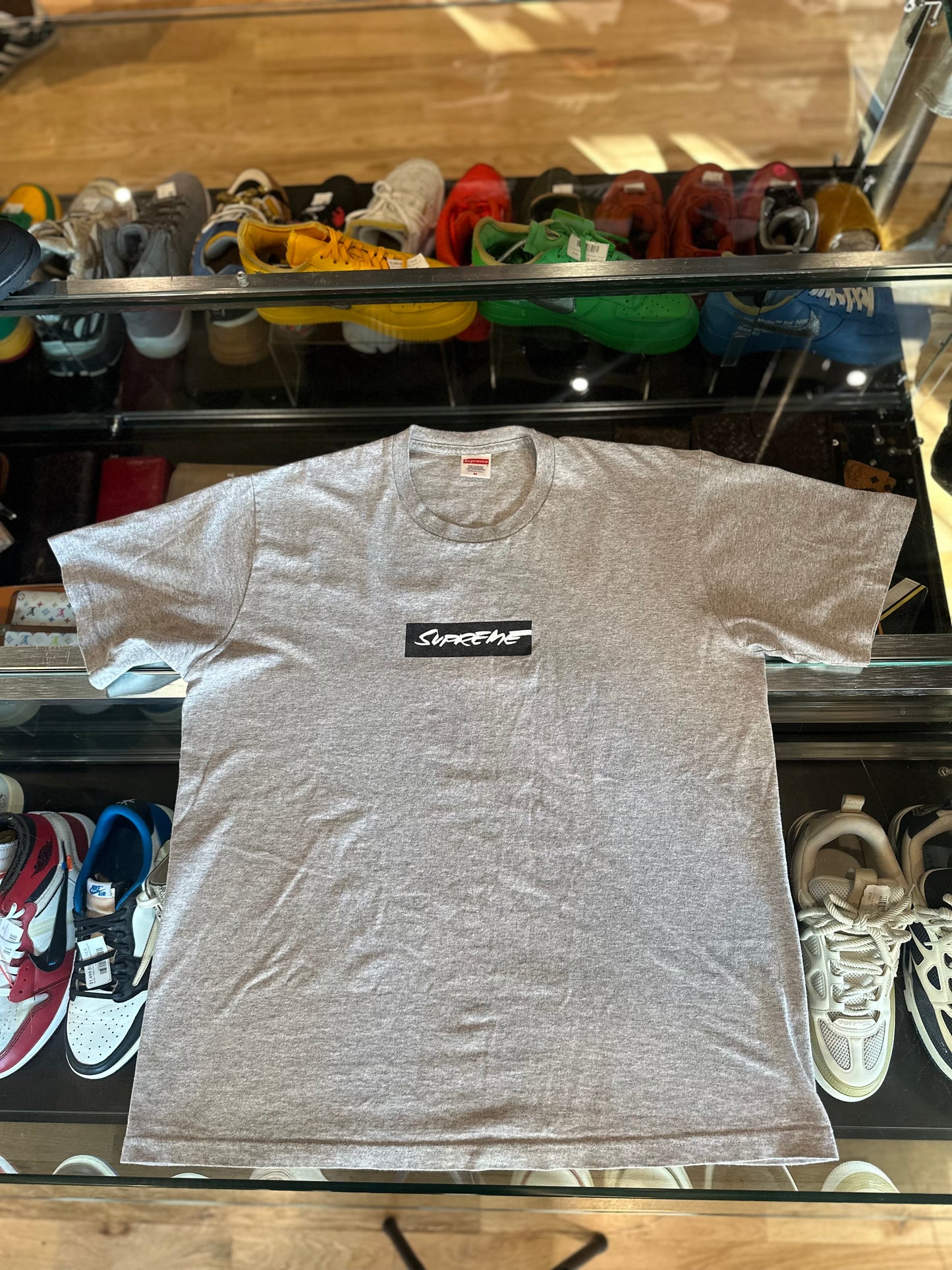 Supreme Logo Tee Gray Size Medium