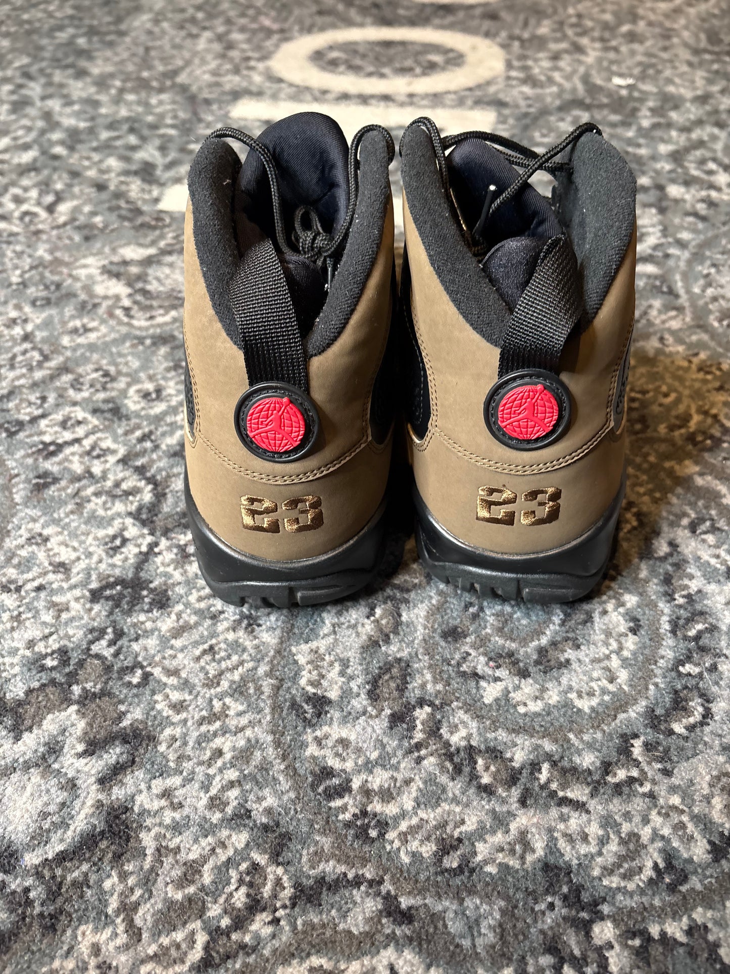Jordan 9 Retro “Olive” Clean Nb Size 12