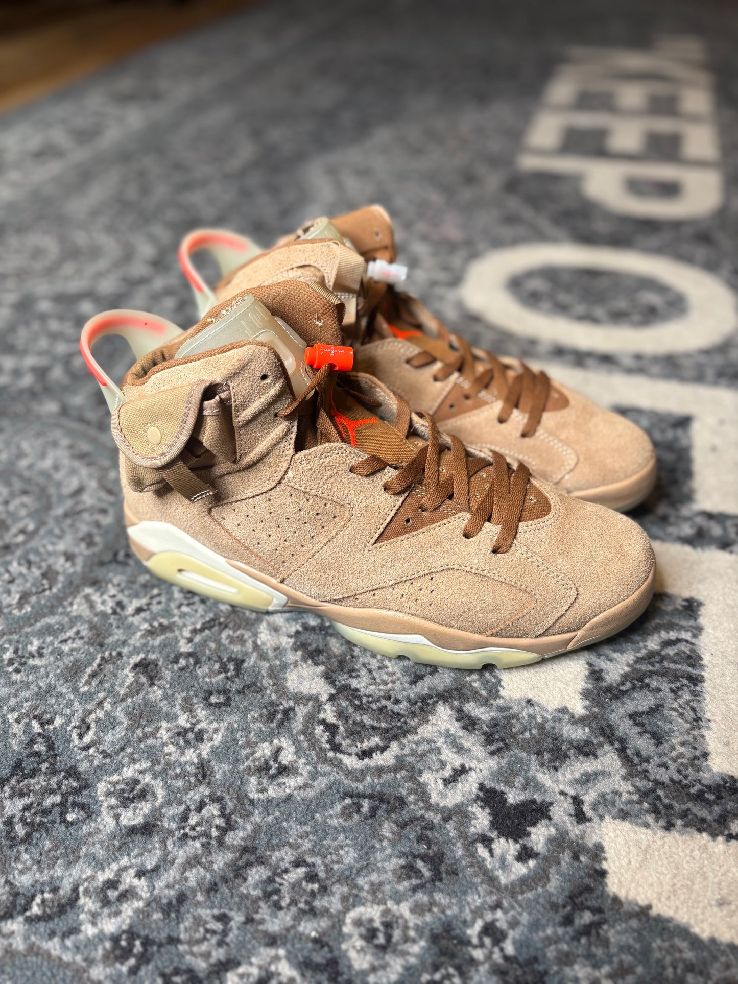 Jordan 6 Retro “Travis Scott British Khaki” CLEAN RB SIZE 12