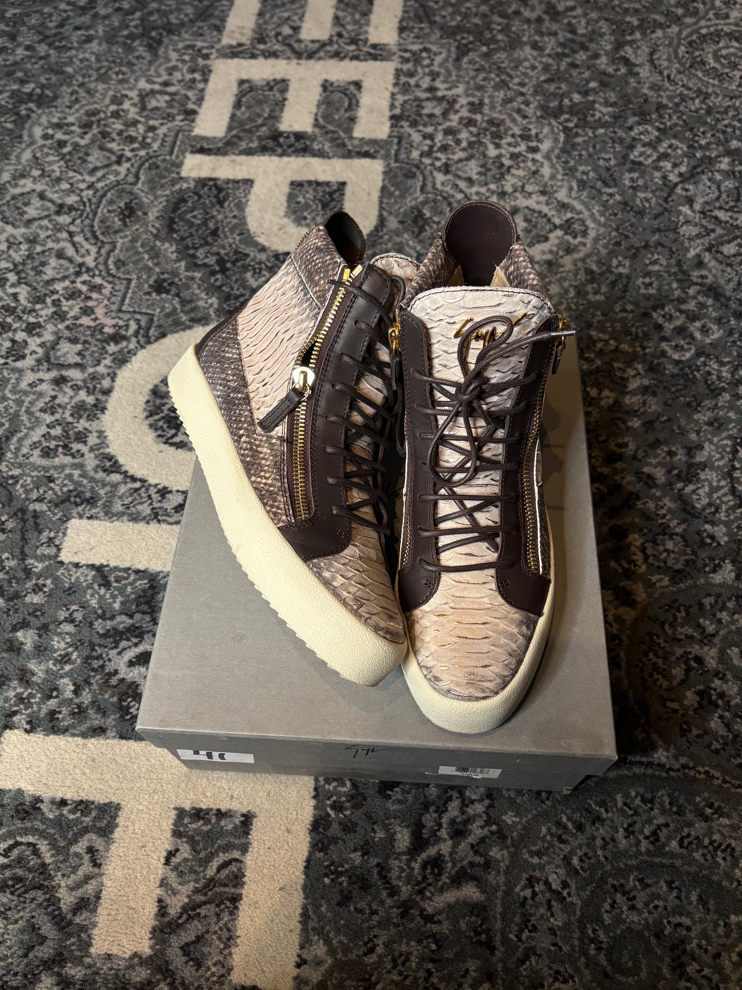 Guisseppe Zanotti High Top Snake Skin PO OG SIZE 10(43EU)
