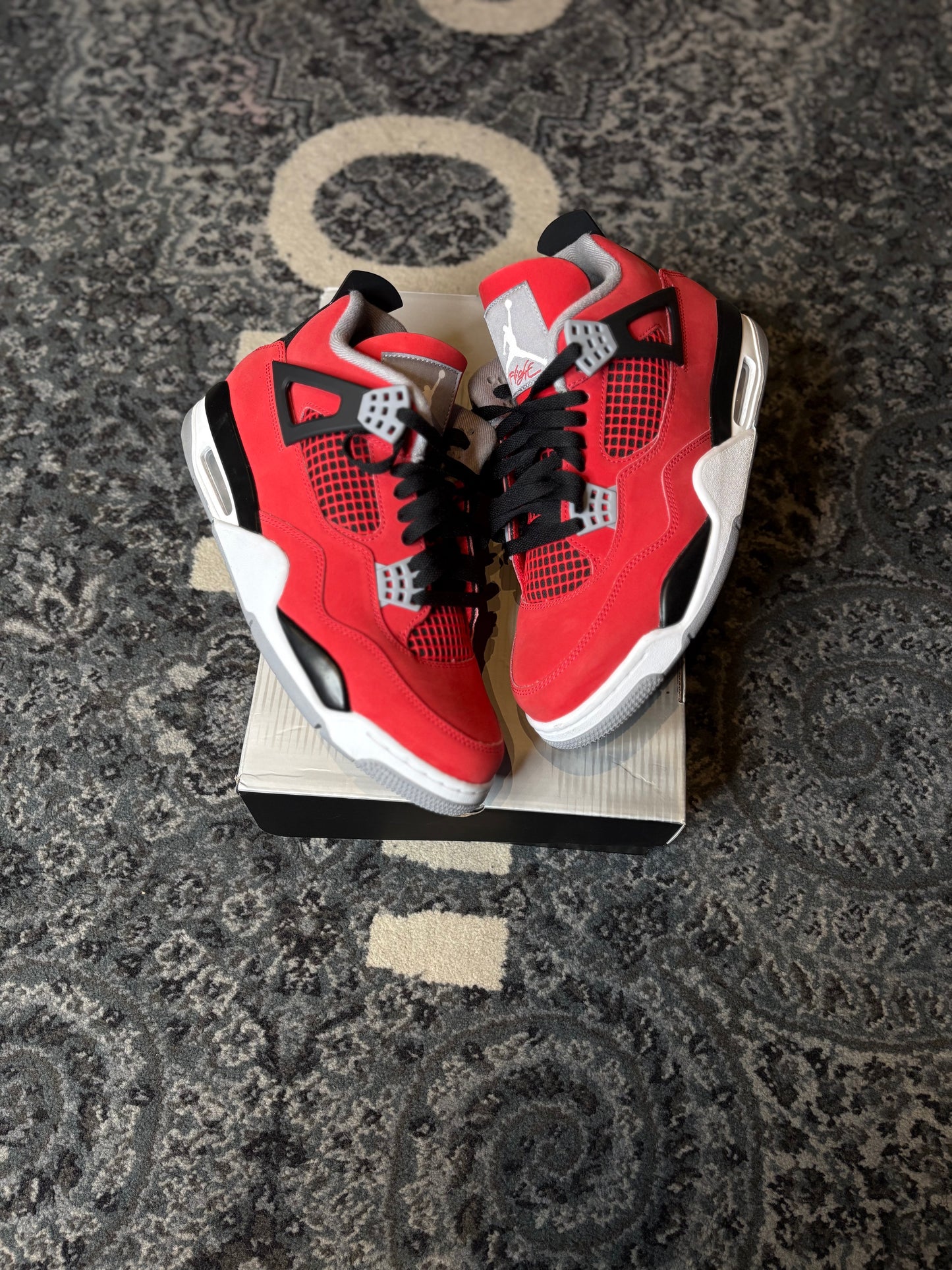 Jordan 4 Retro “Toro” CLEAN OG SIZE 10
