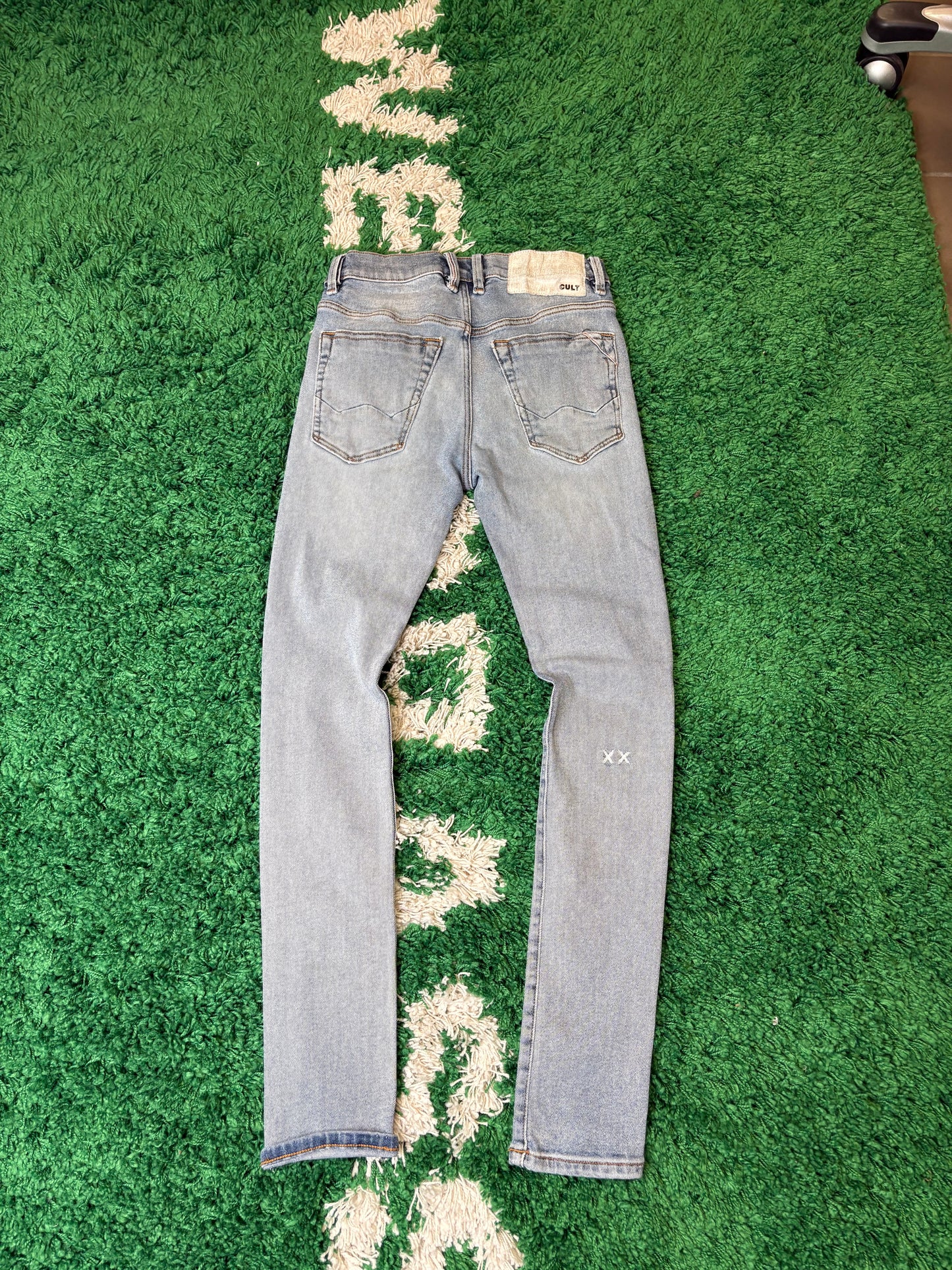 Cult Jeans Light Wash Size 30