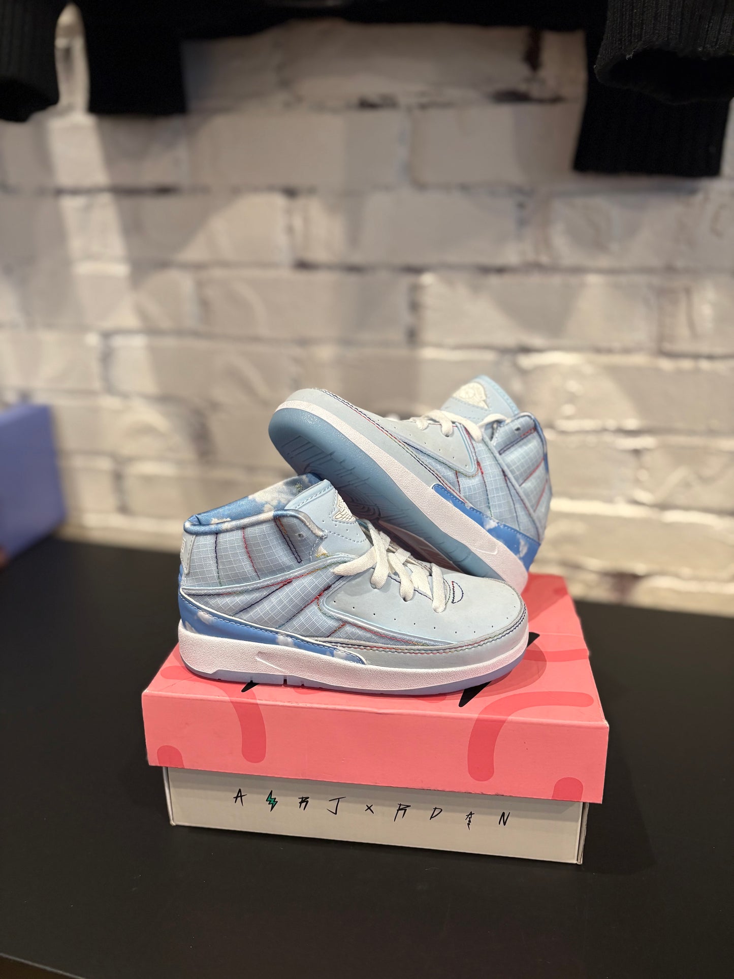 Jordan 2 Retro J Balvin DS OG Size 9c