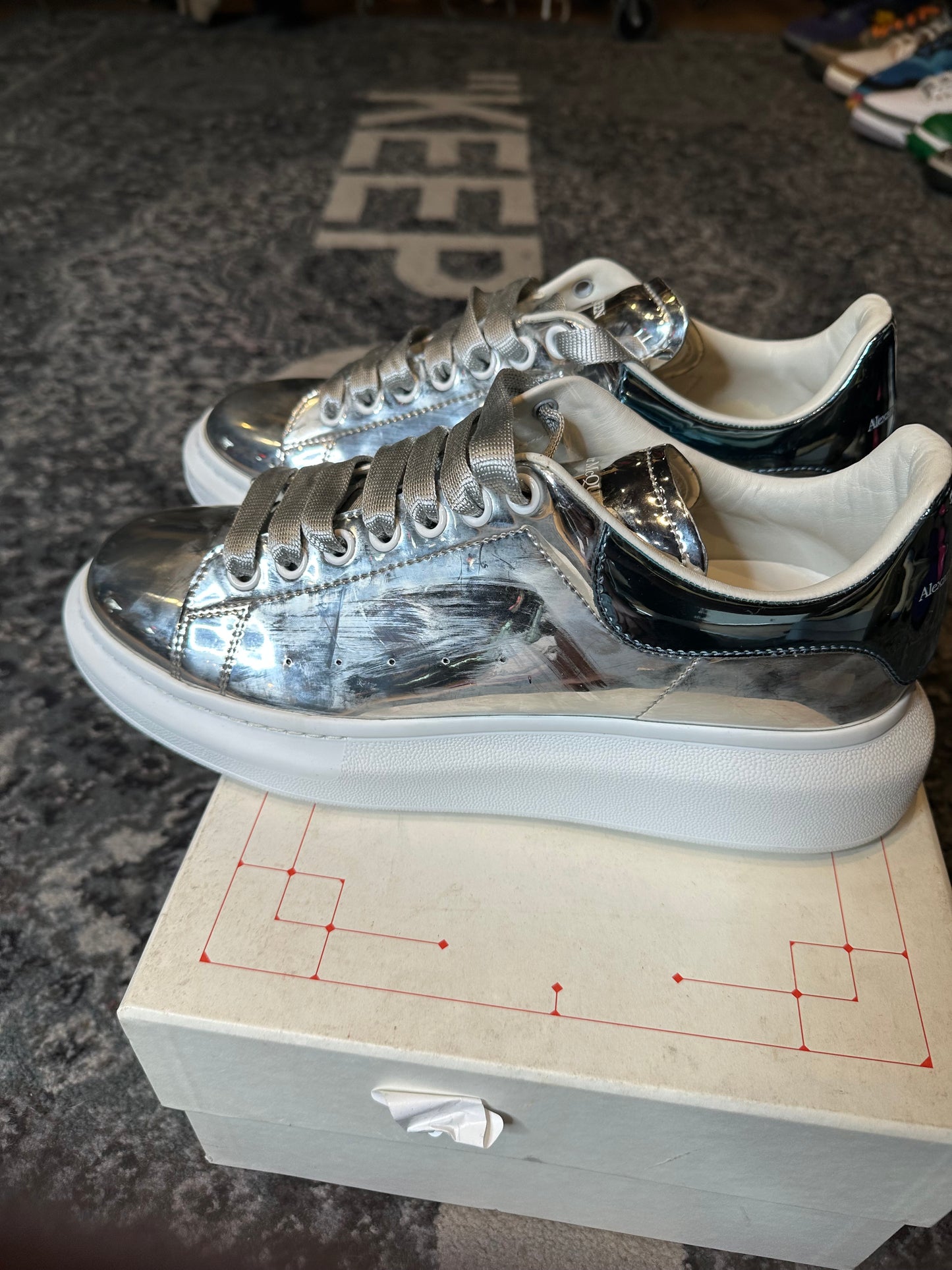 Alexander McQueen “Silver” Clean OG Size 10(43 EU)