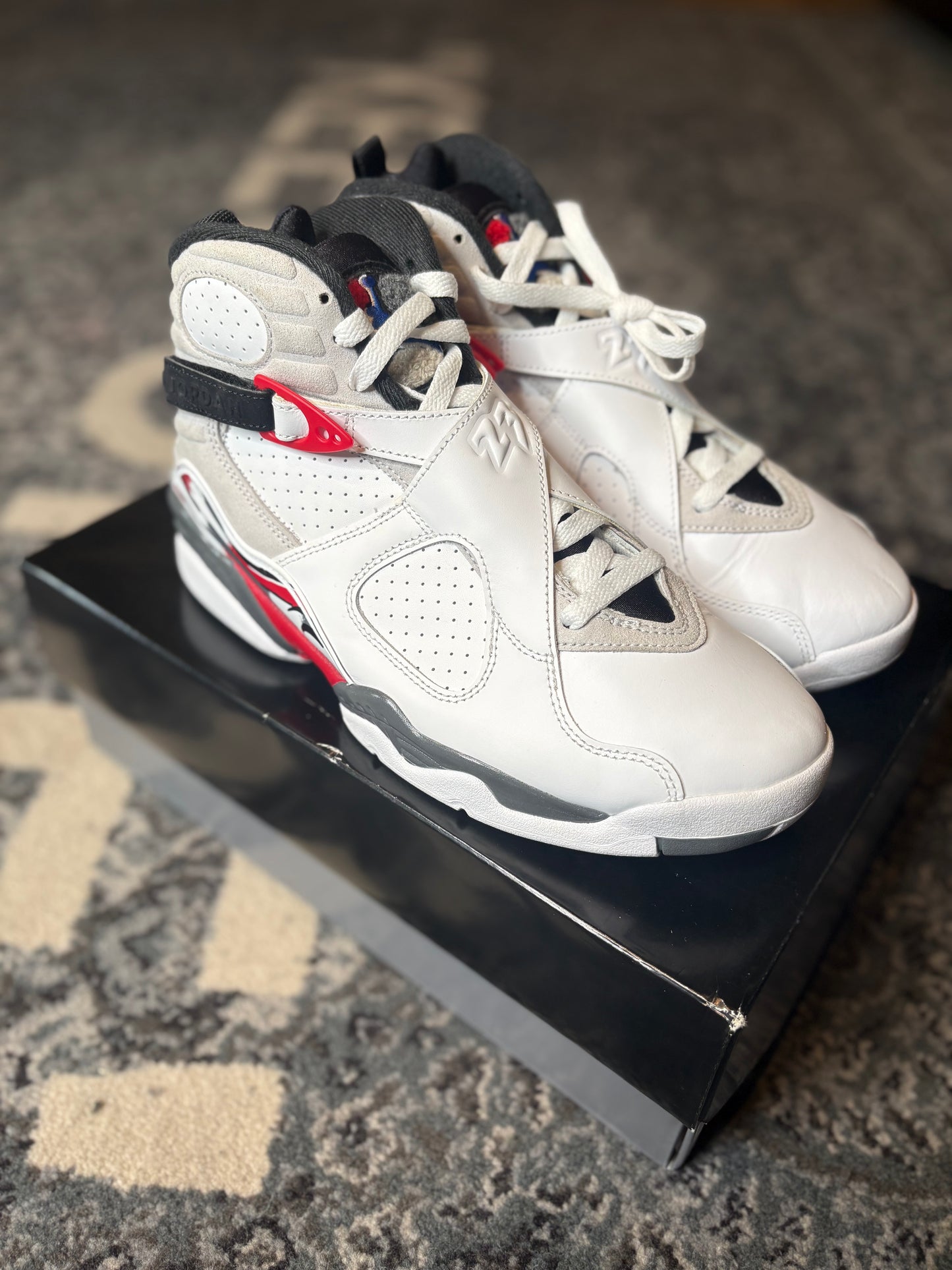 Jordan 8 Retro “True Red” VNDS OG SIZE 8.5