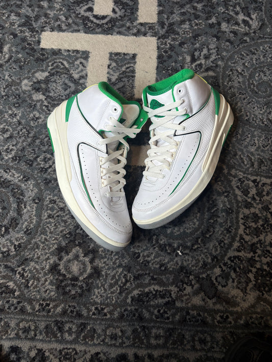 Jordan 2 Retro “Lucky Green” CLEAN NB SIZE 9