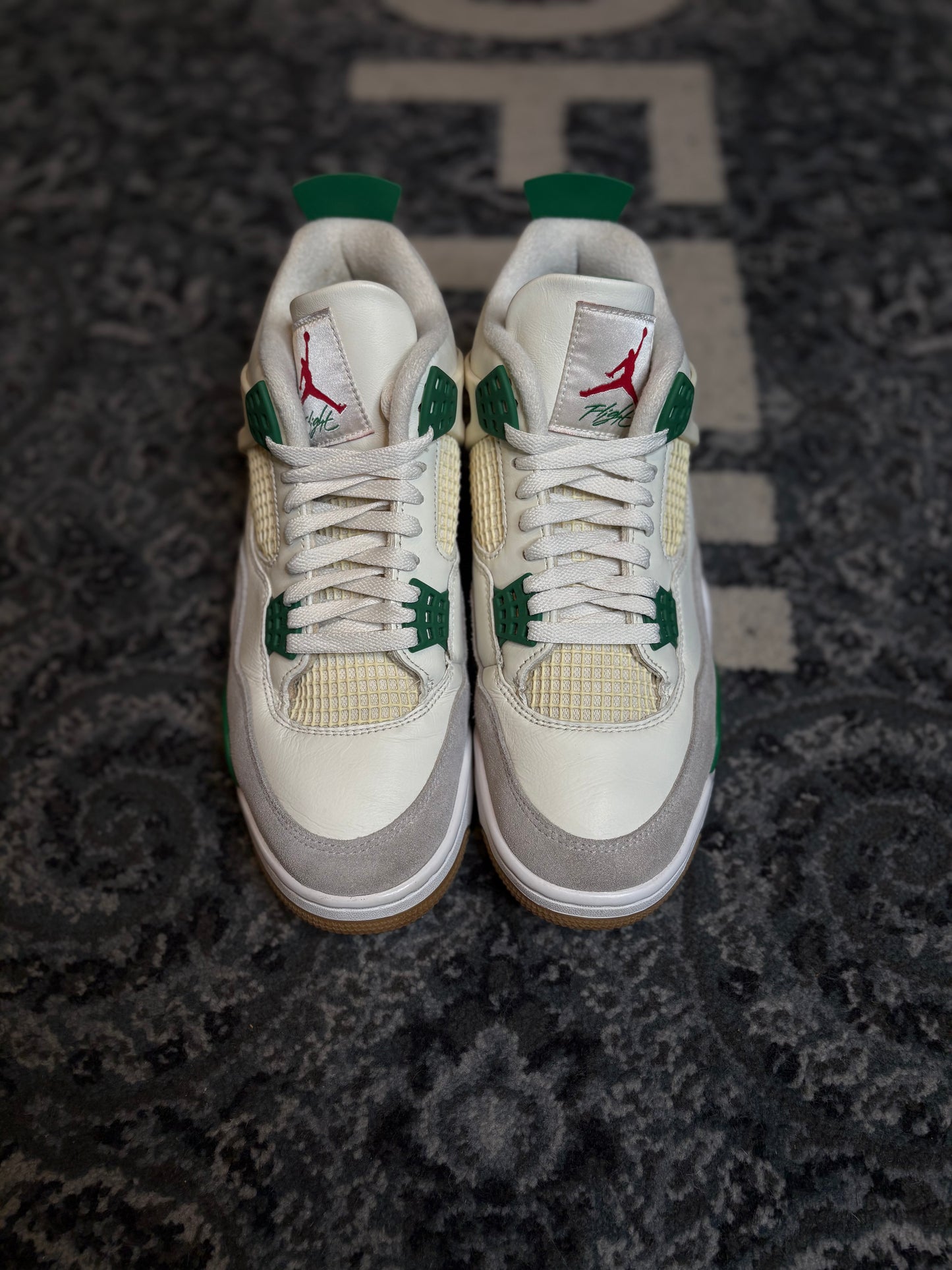 Jordan 4 SB Retro “Pine Green” NB PO SIZE 10