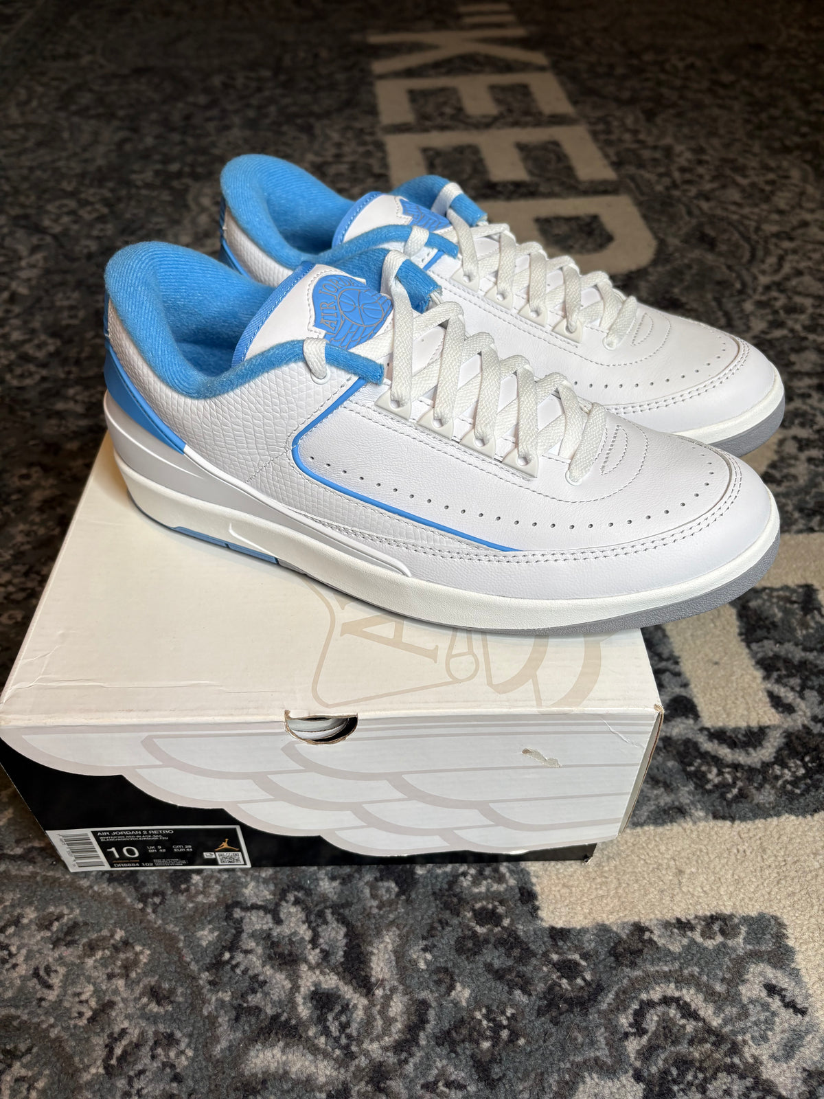 Jordan 2 Low Retro “Unc” Clean Rb Size 10.5