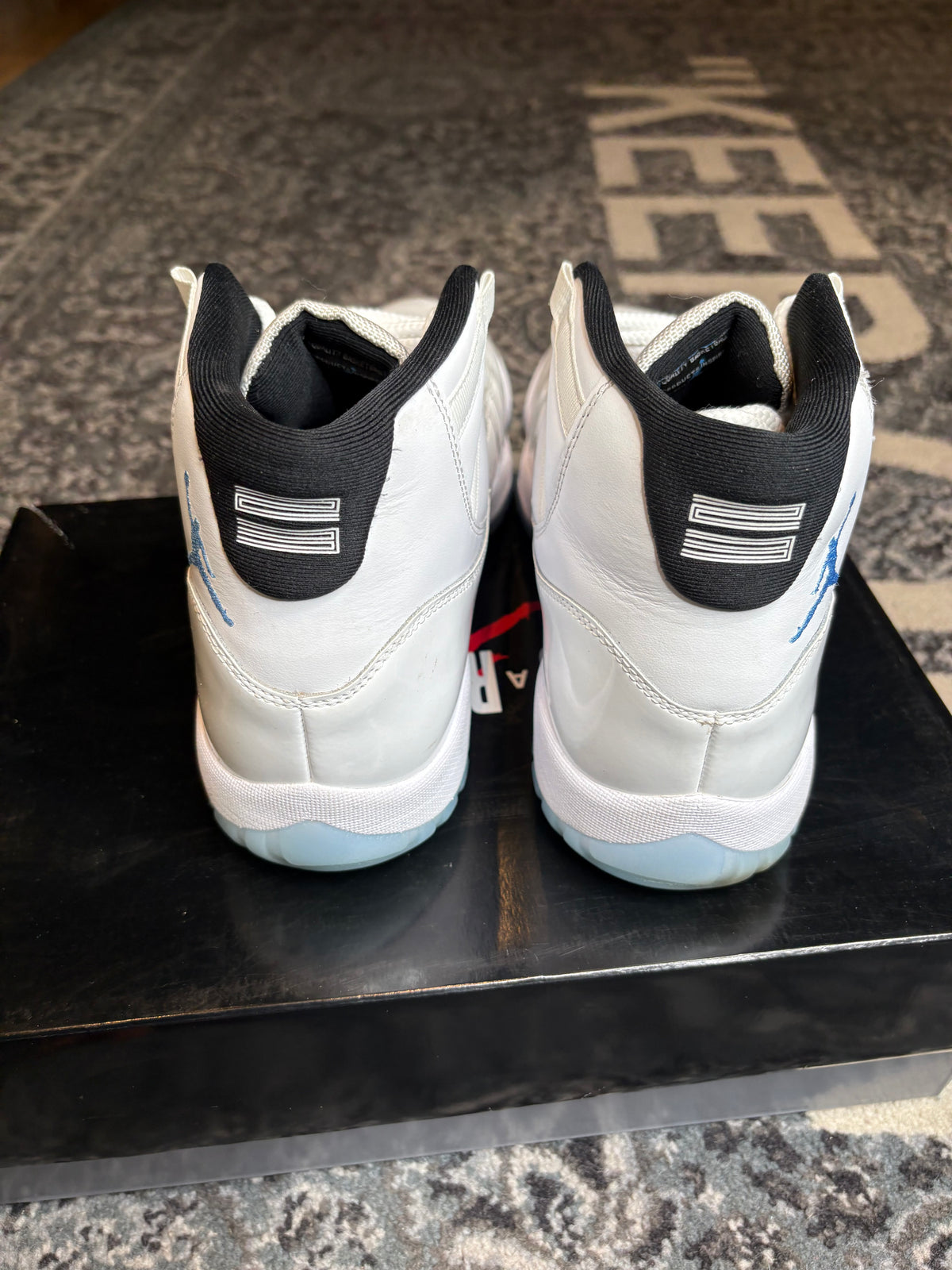 Jordan 11 Retro “Legend Blue” Clean Og Size 10.5