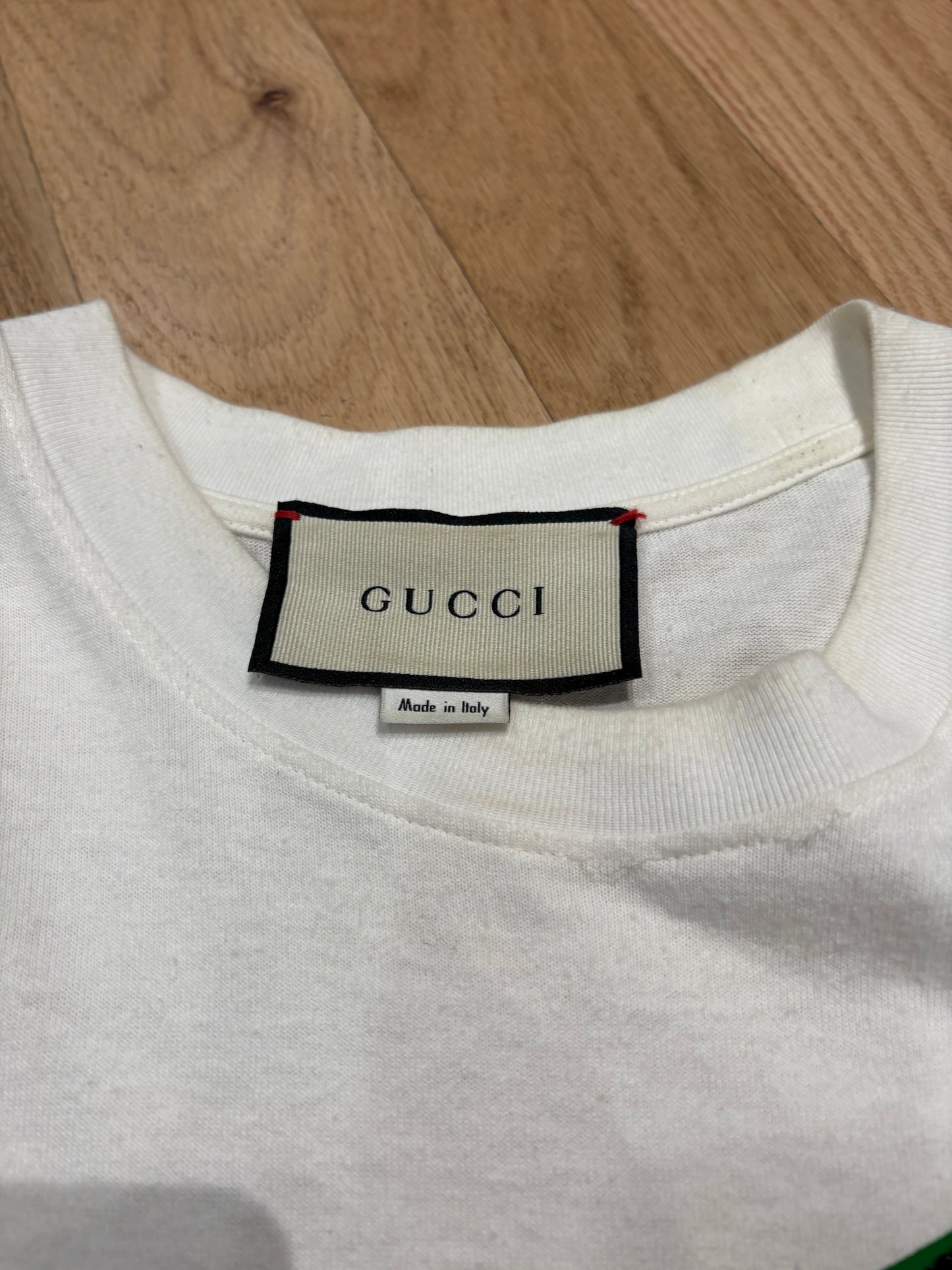 Gucci Apple Tee Size Small