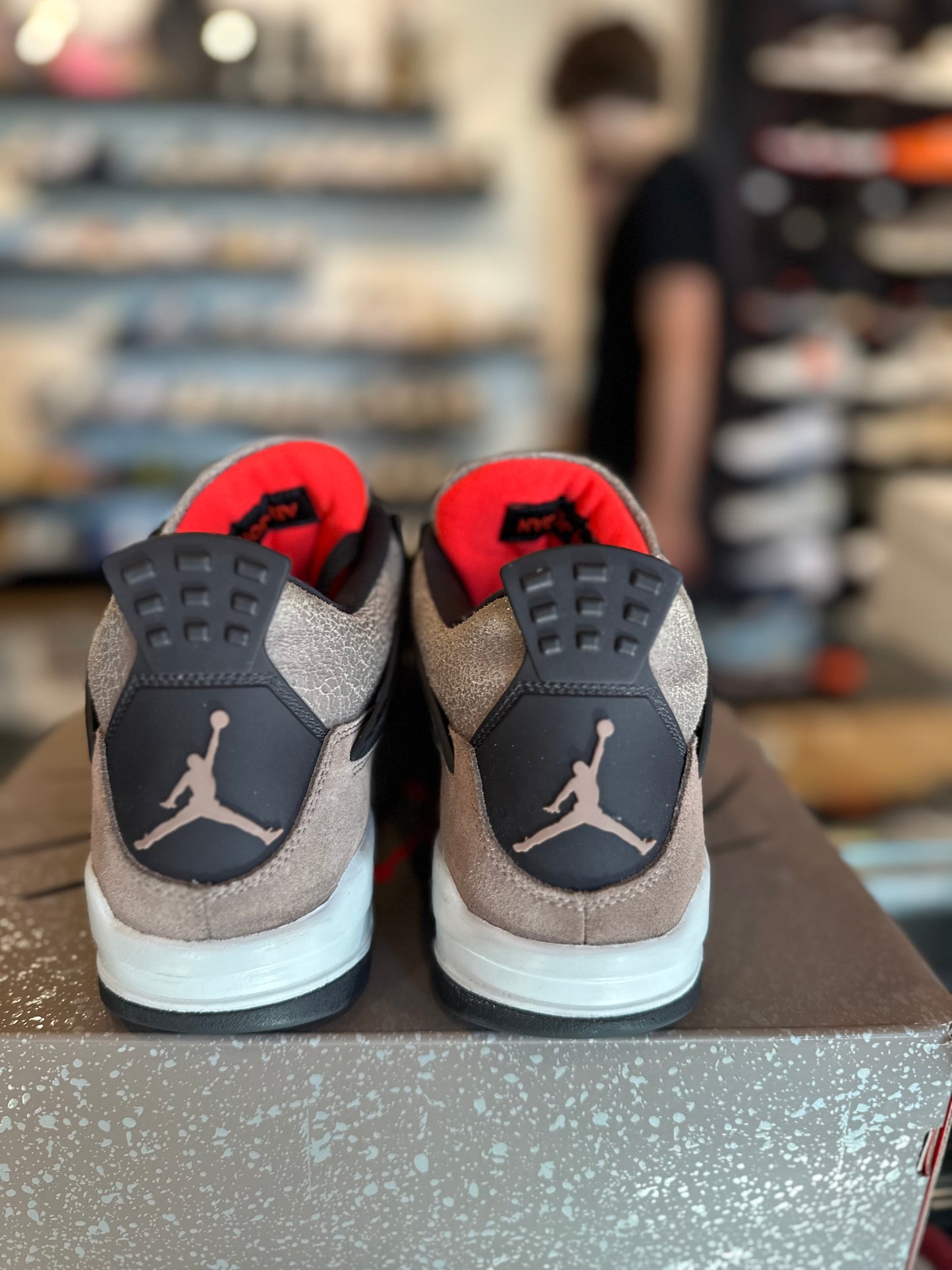 Jordan 4 Retro Taupe Haze Clean OG Size 8.5