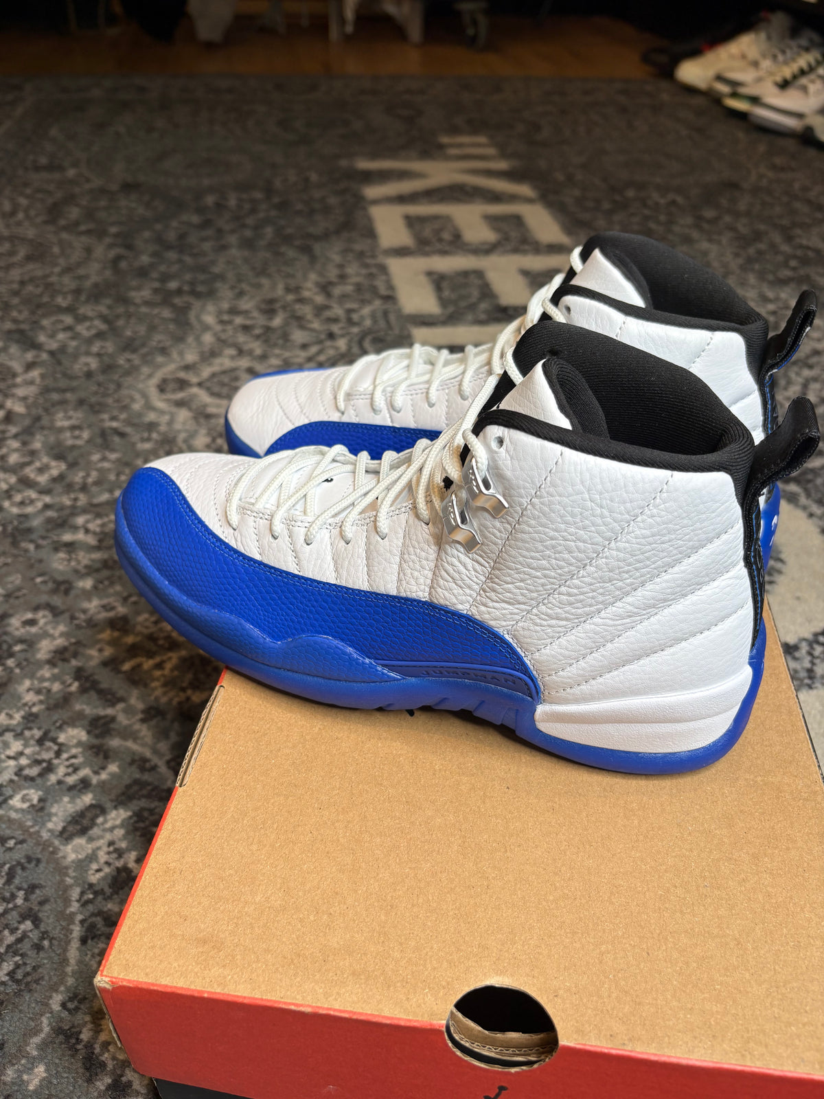Jordan 12 Retro “BlueBerry” Clean Og Size 8