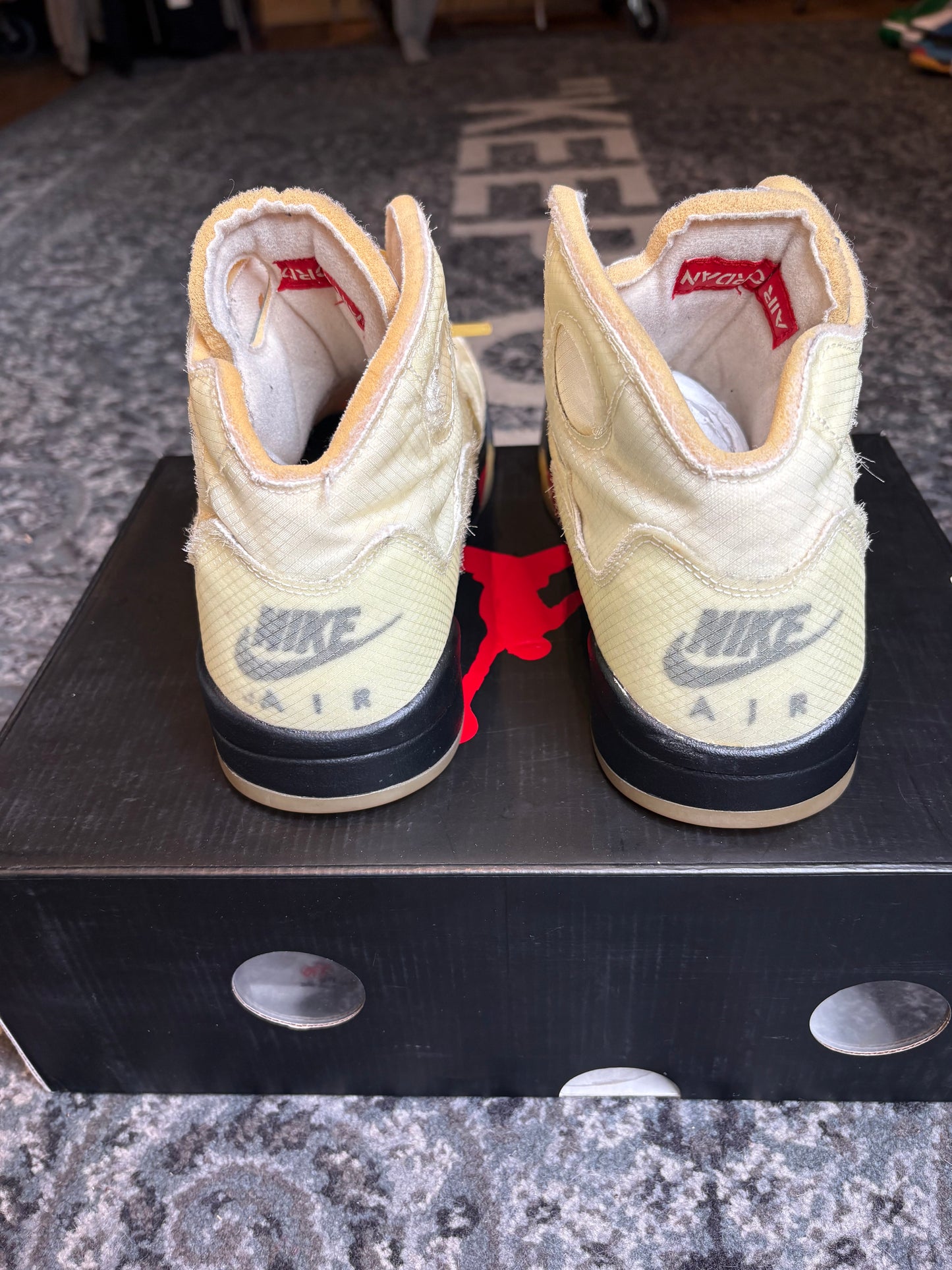 Jordan 5 Retro “Off White Sail” Clean Og Size 11