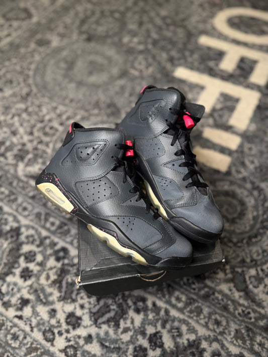 Jordan 6 Retro Hyper Pink Clean OG Size 7y