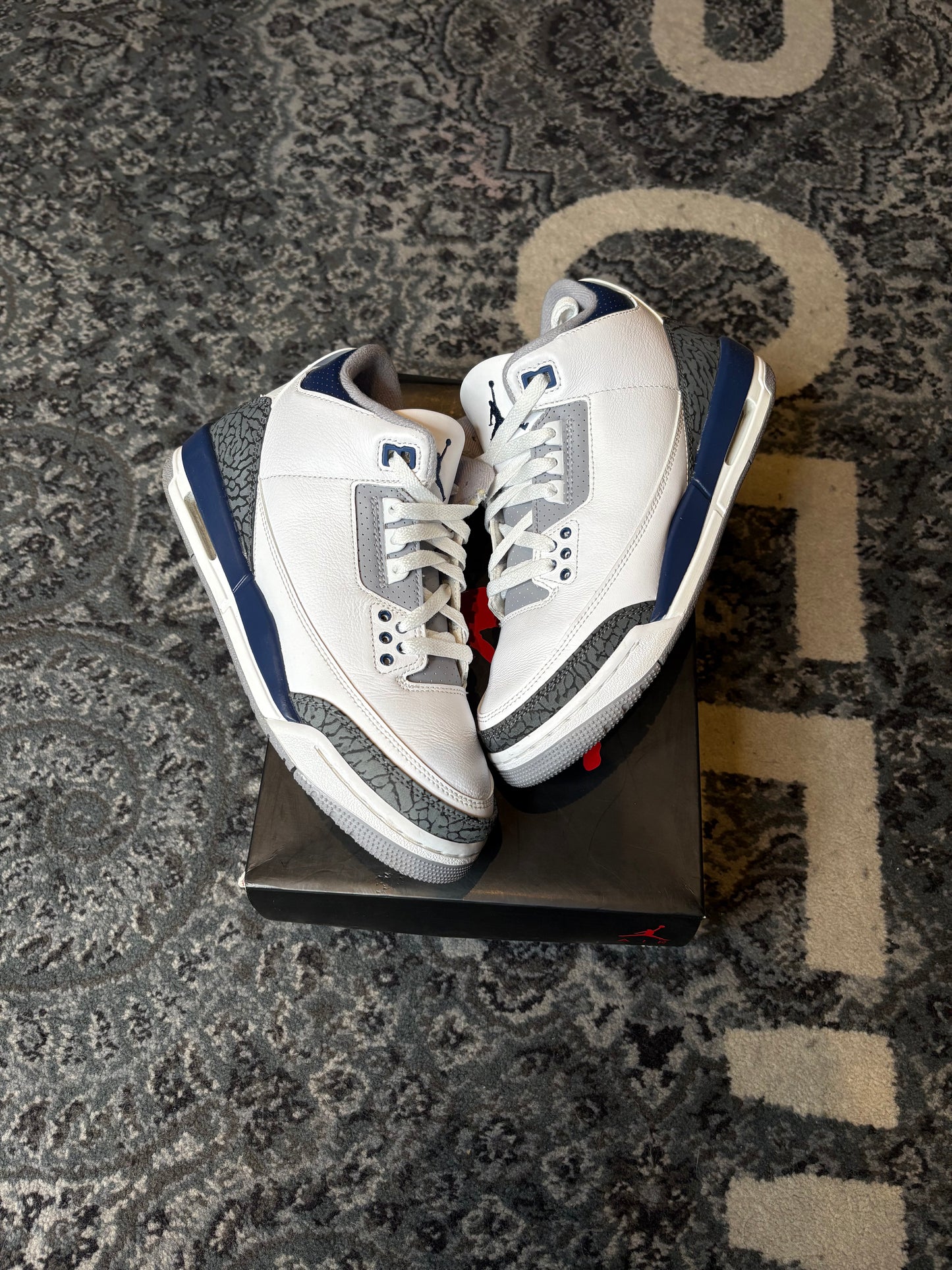 Jordan 3 Retro “Midnight Navy” CLEAN OG SIZE 7Y