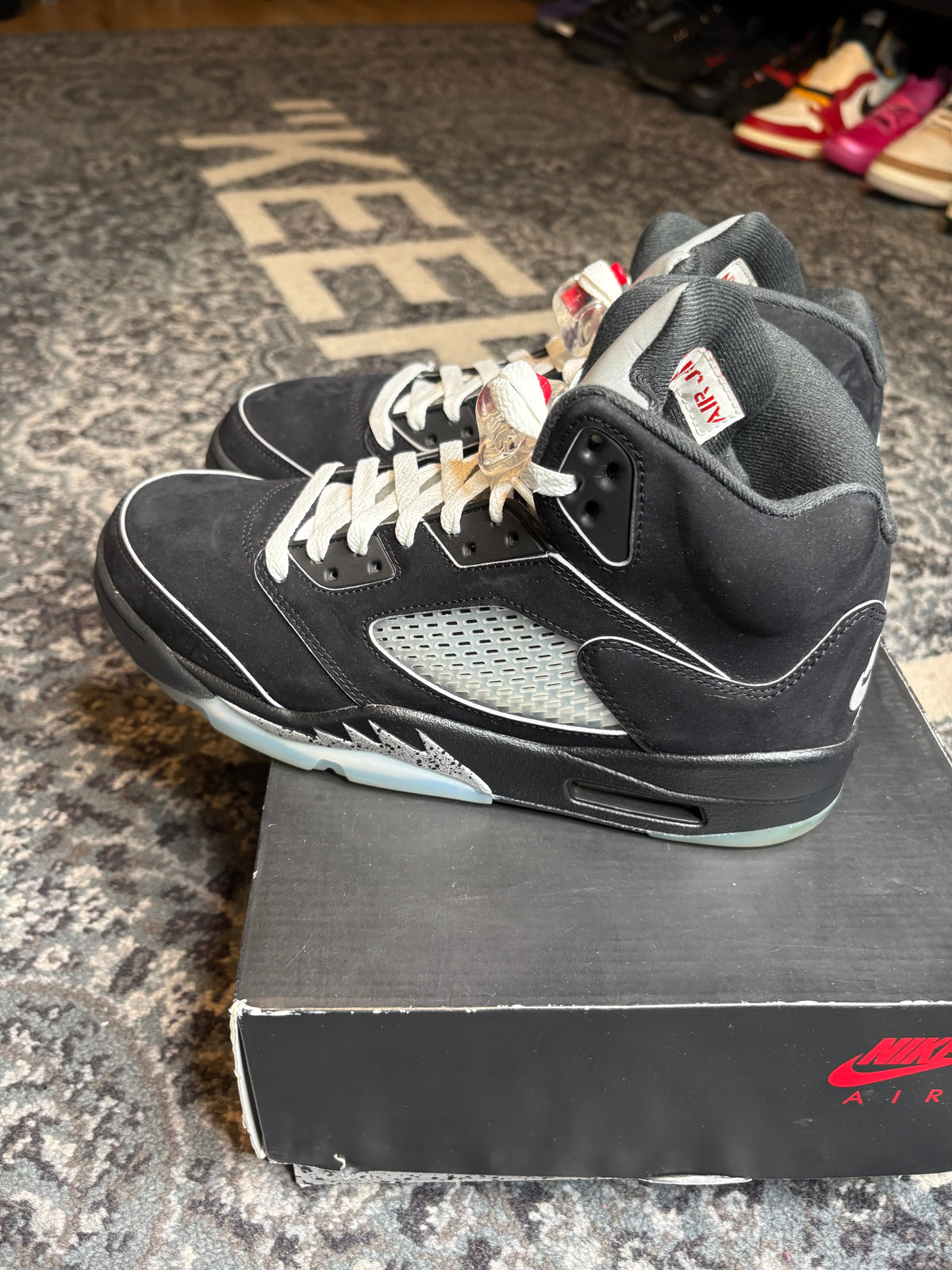 Jordan 5 Retro “Black Metallic” Clean Og Size 10