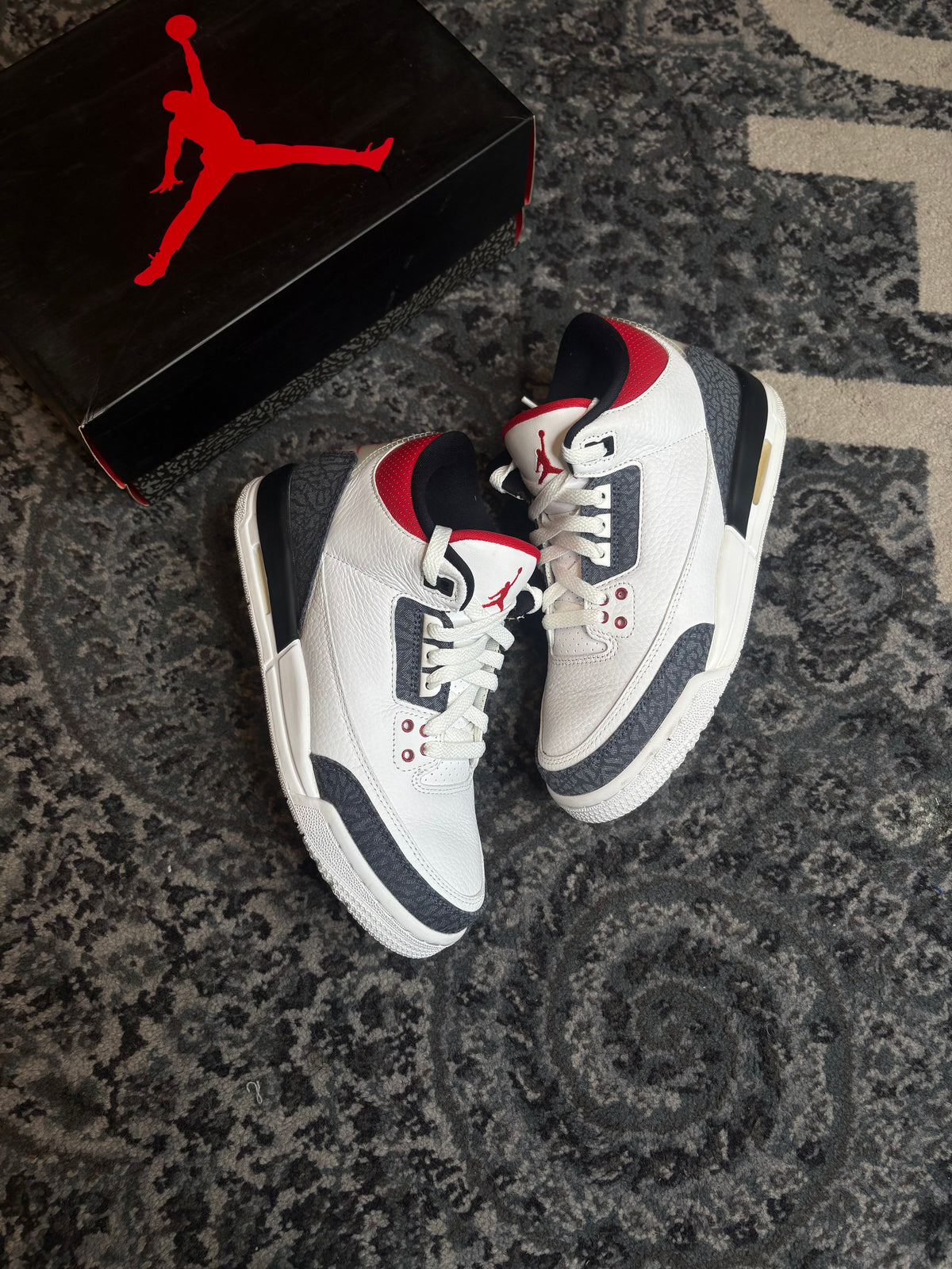 Jordan 3 Retro “SE Fire Red Denim” Clean Og Size 7Y