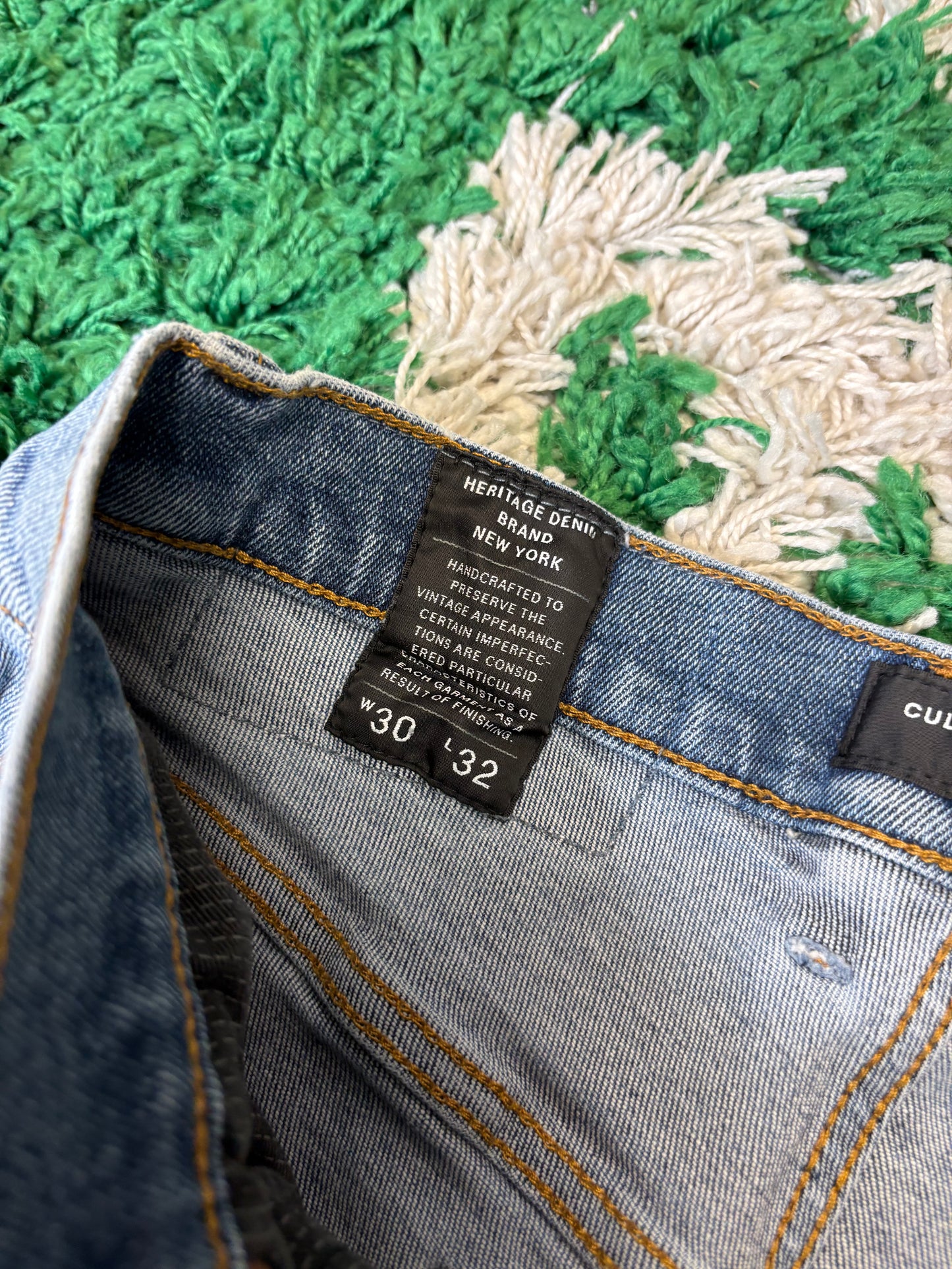 Cult Jeans Light Wash Size 30