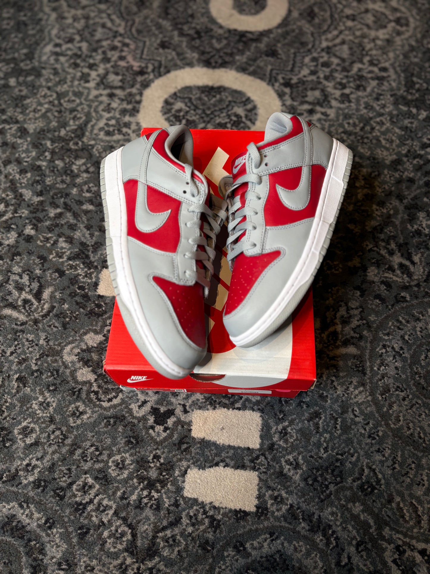Nike Dunk Low “Reverse Ultraman” DS OG SIZE 10