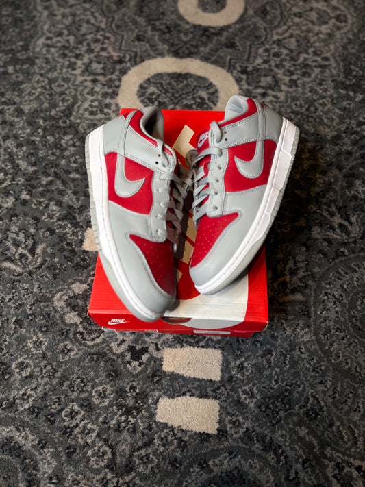 Nike Dunk Low “Reverse Ultraman” DS OG SIZE 10