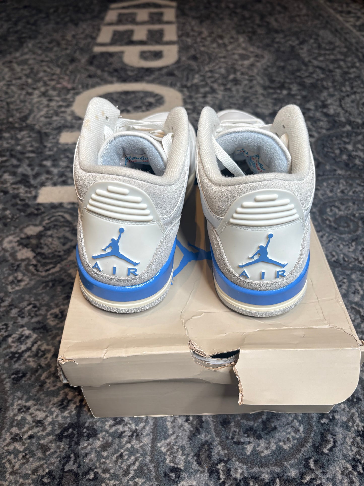 Jordan 3 Retro “Lucky Shorts” CLEAN OG SIZE 9