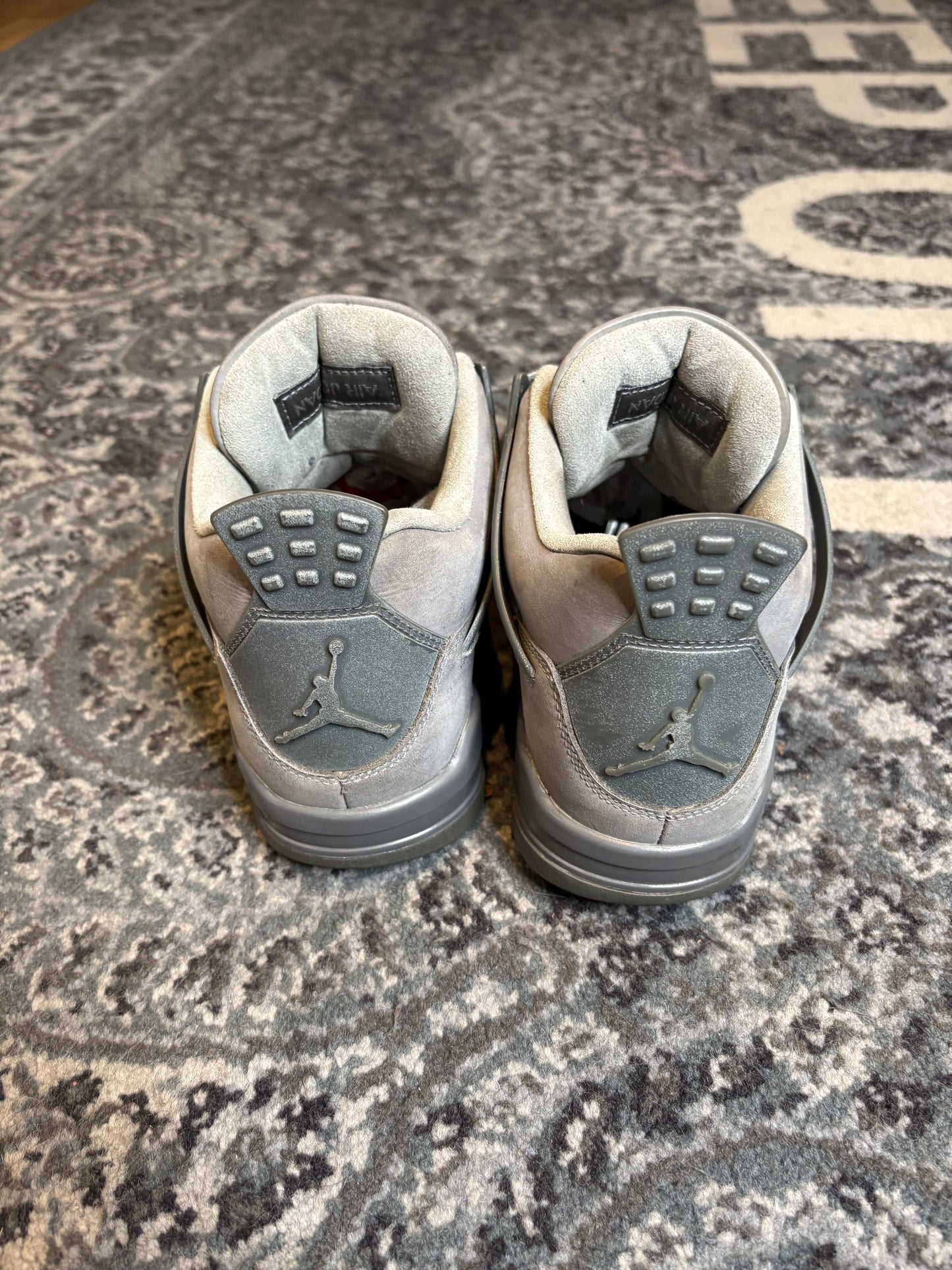 Jordan 4 Retro “Wet Cement” Po Nb Size 8