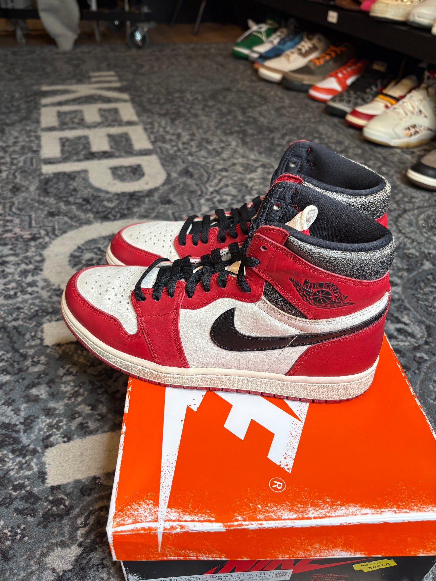 Jordan 1 Retro “Lost and Found” Clean Og Size 9.5