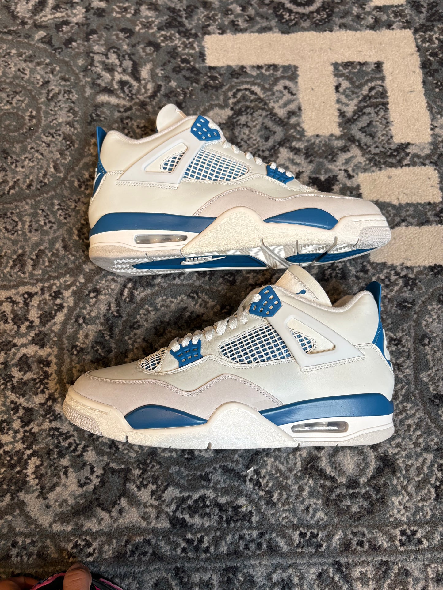 Jordan 4 Retro “Military Blue” Clean Og Size 10