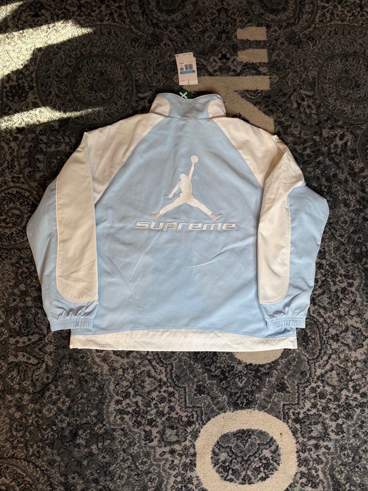 Supreme Jordan Track Jacket Ds Size M