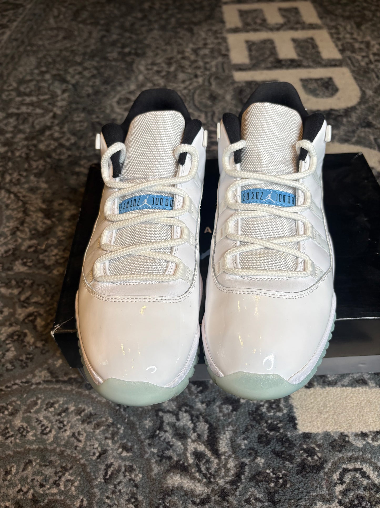 Jordan 11 Retro Low “Legend Blue” Clean Og Size 11