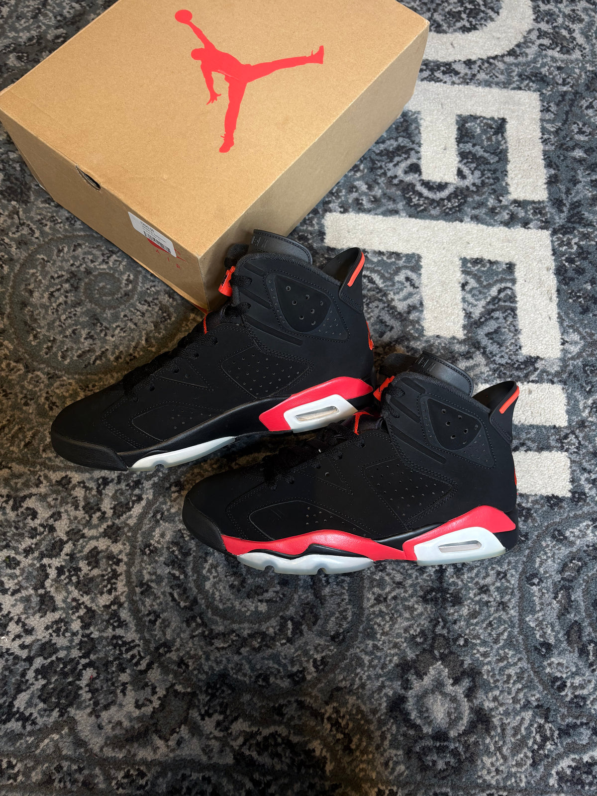 Jordan 6 Retro “Infrared SalesMan” Clean Og Size 10