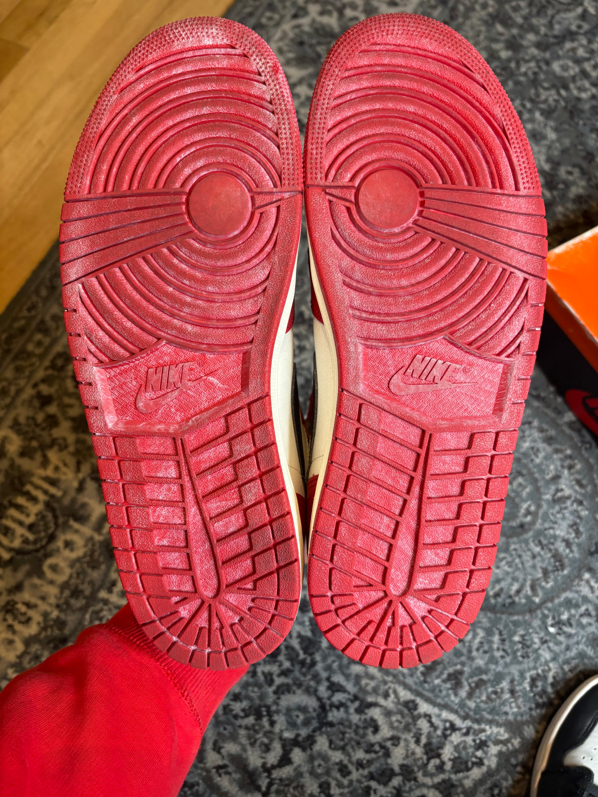 Jordan 1 Retro “Lost and Found” Clean Og Size 11.5