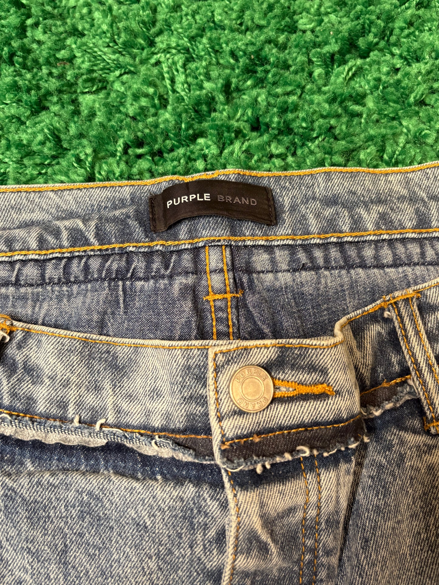 Purple Jeans Medium Wash Size 40