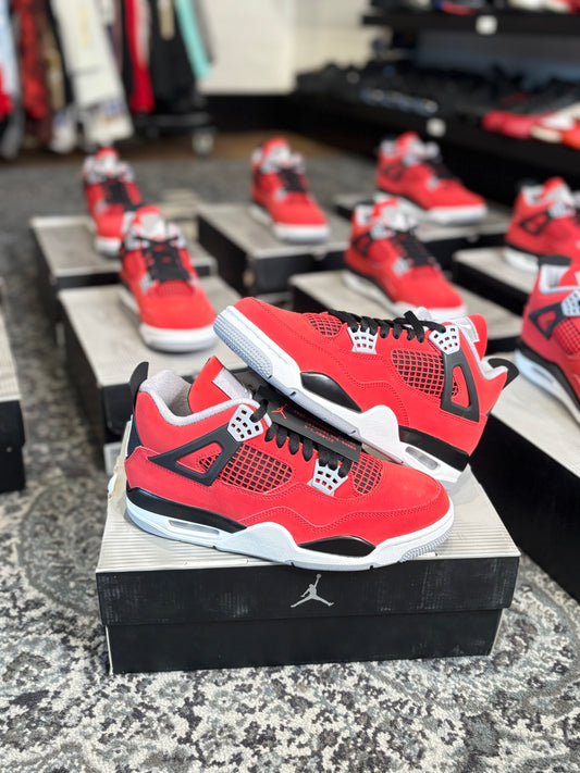 Jordan 4 Retro Toro 2026 DS OG