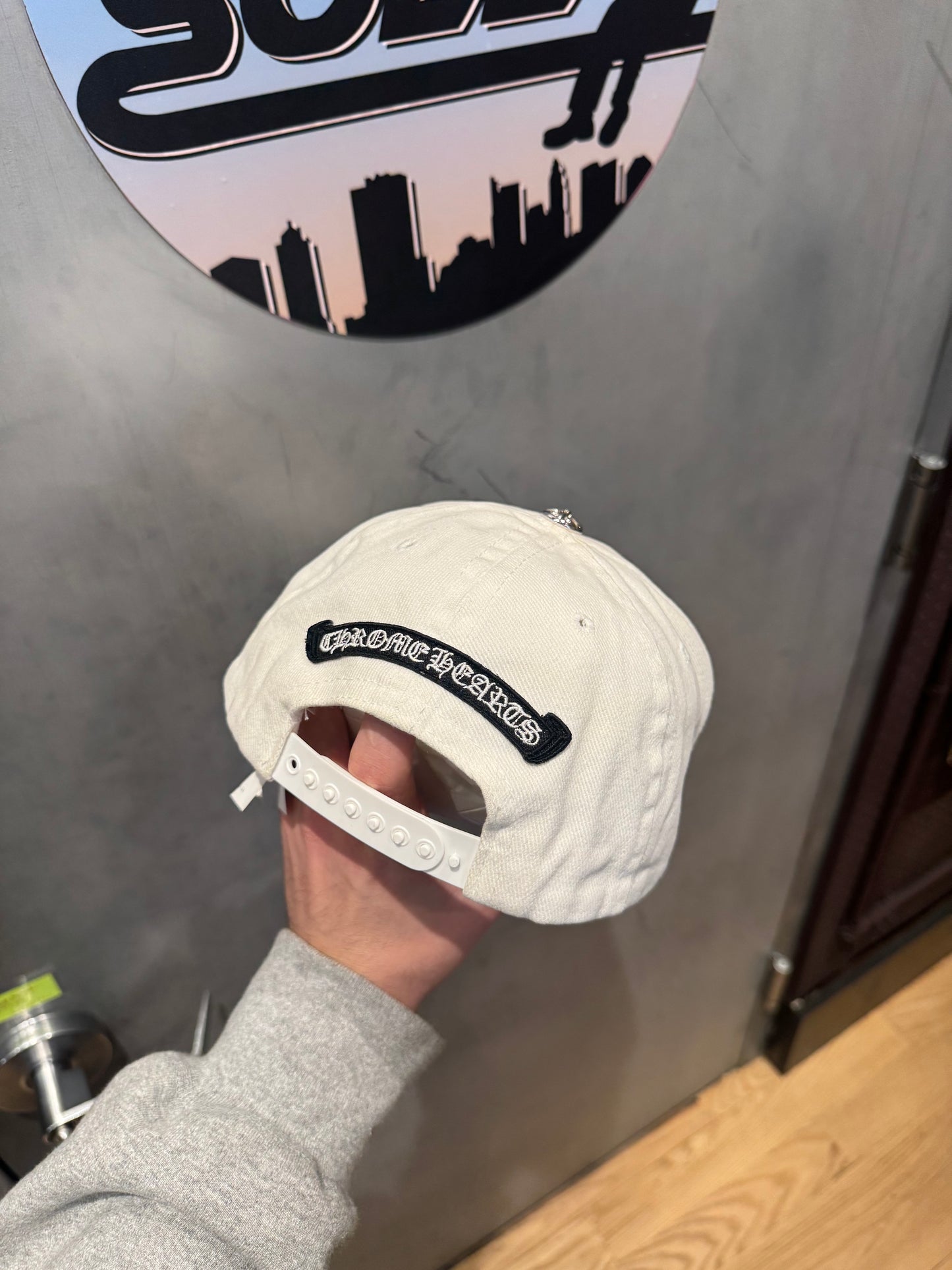 Chrome Hearts Trucker Hat ‘Horse Shoe Logo’ White/Blue PO