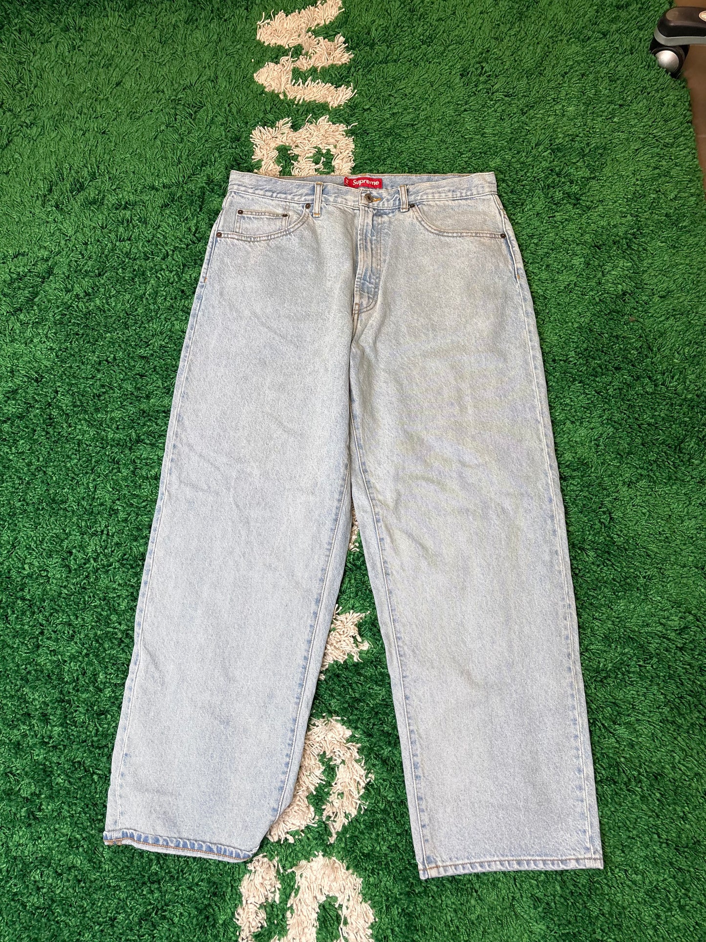 Supreme Light Wash Jeans Size 34