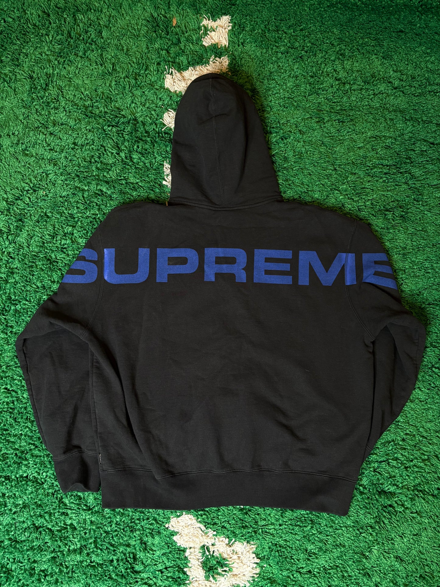 Supreme Damien Hirst Shark Zip Hoodie Size Medium