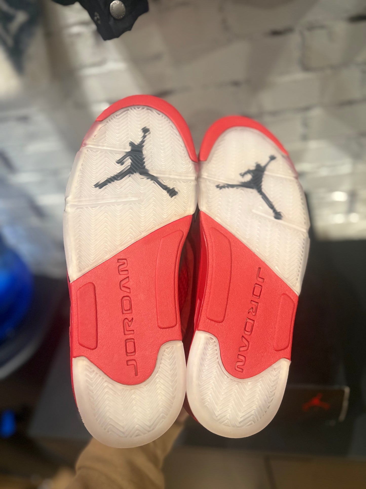 Jordan 5 Retro Red Suede VNDS Size 11