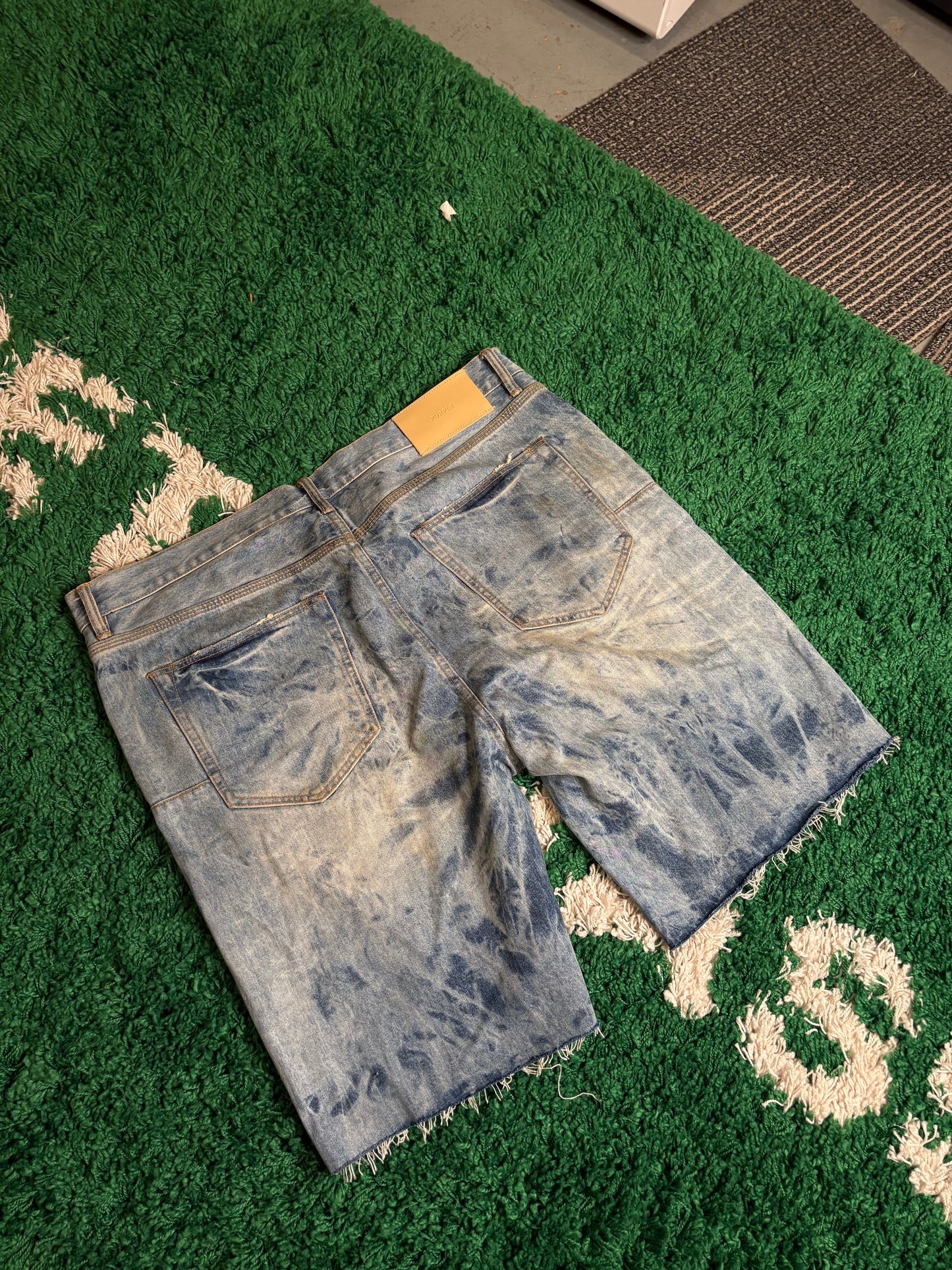 Purple Shorts Light Wash Size 38