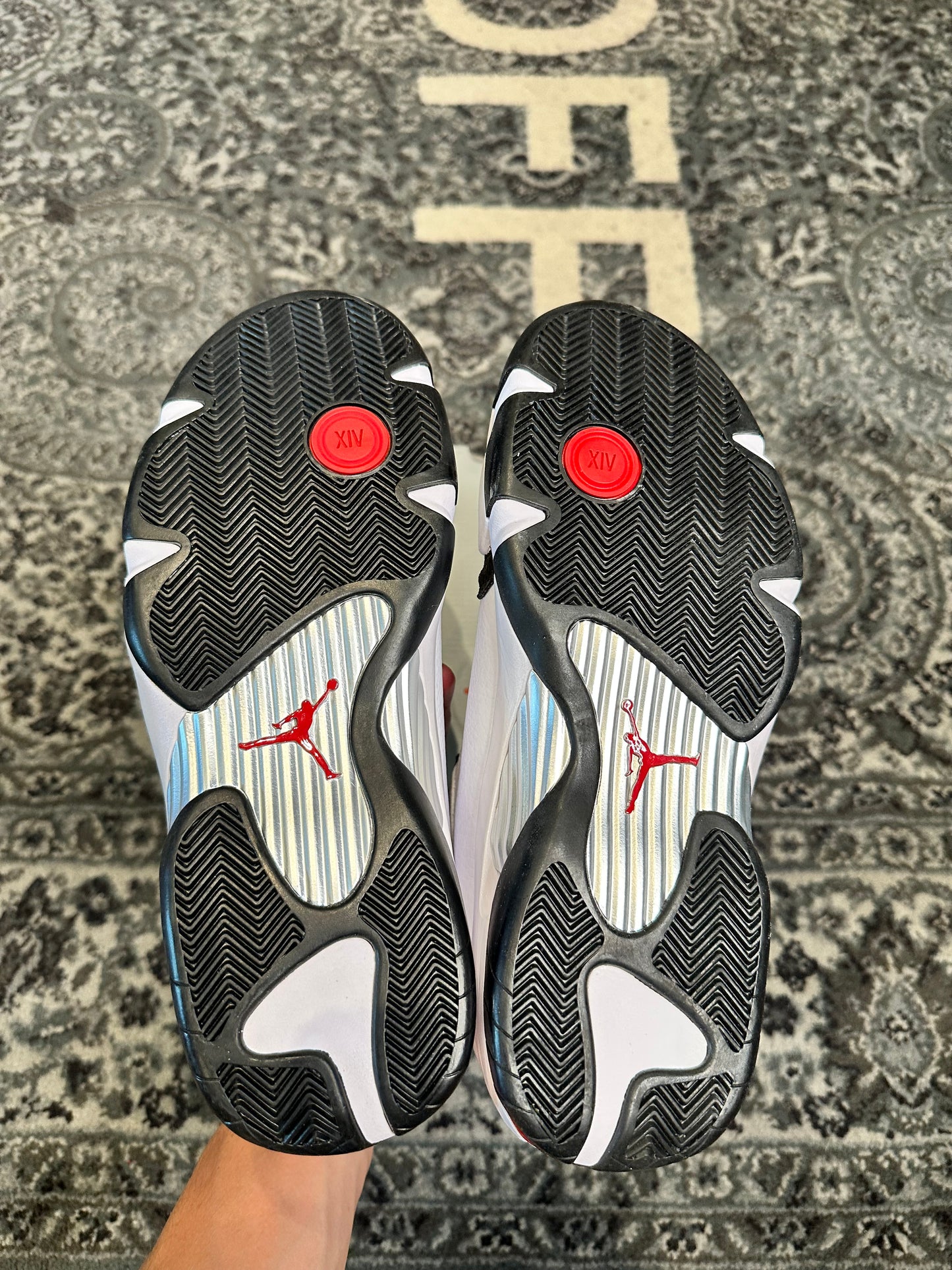 Jordan 14 Retro Black Toe DS OG Size 10.5