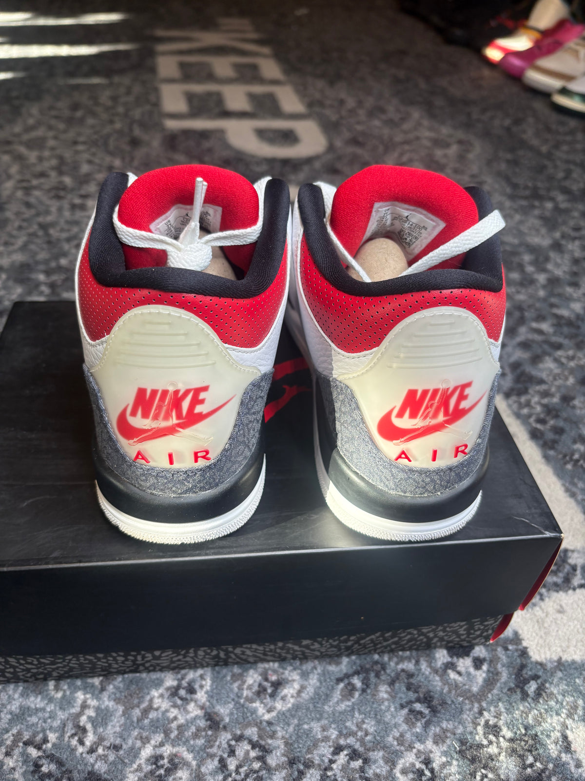 Jordan 3 Retro “SE Fire Red Denim” Clean Og Size 7Y