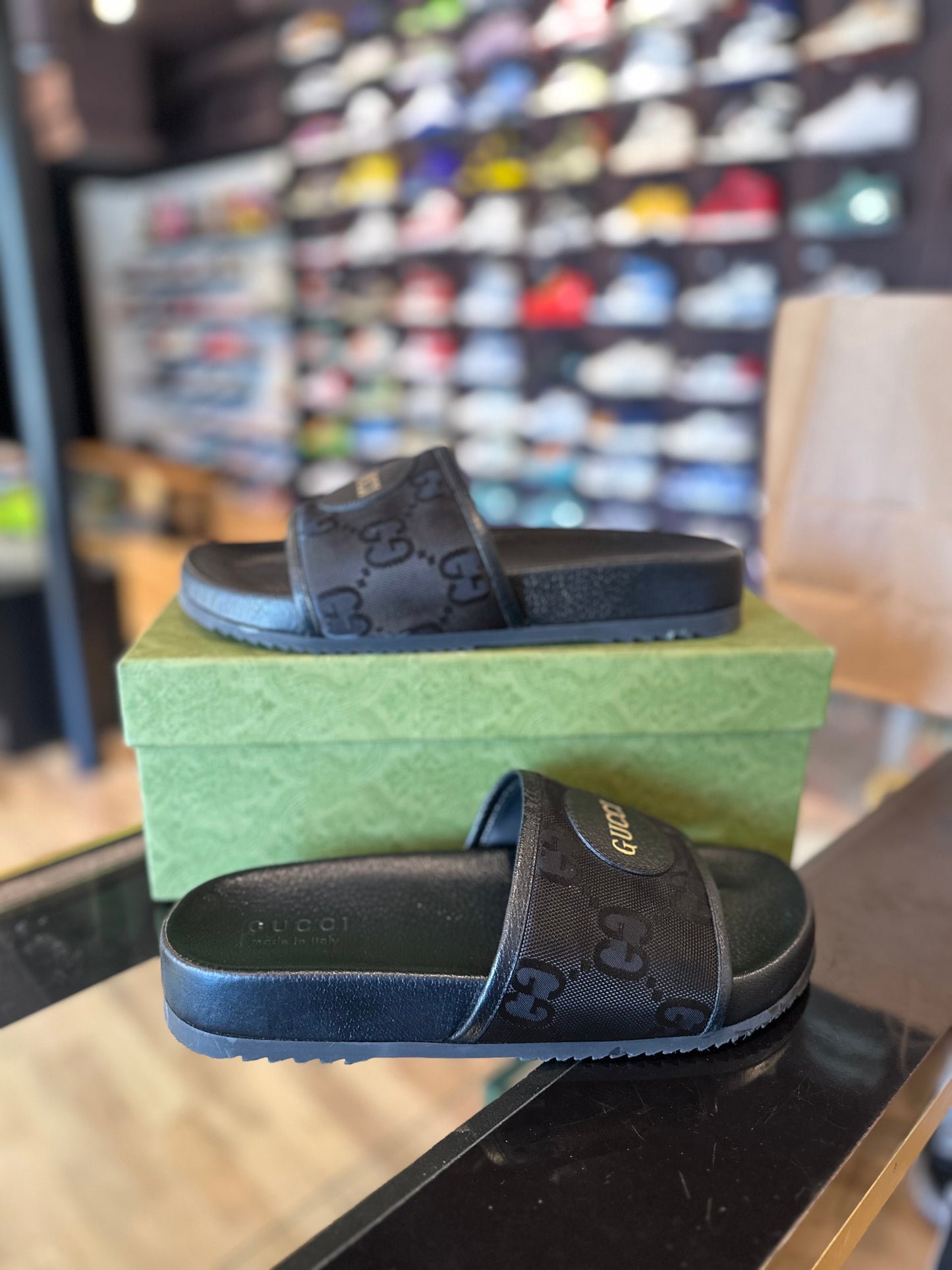 Gucci Slide Black Monogram Sz 10 (9G) Clean OG All