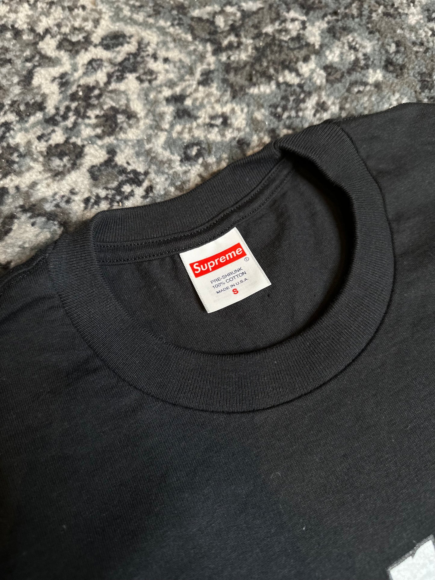 Supreme Tee Black Logo DS Size Small