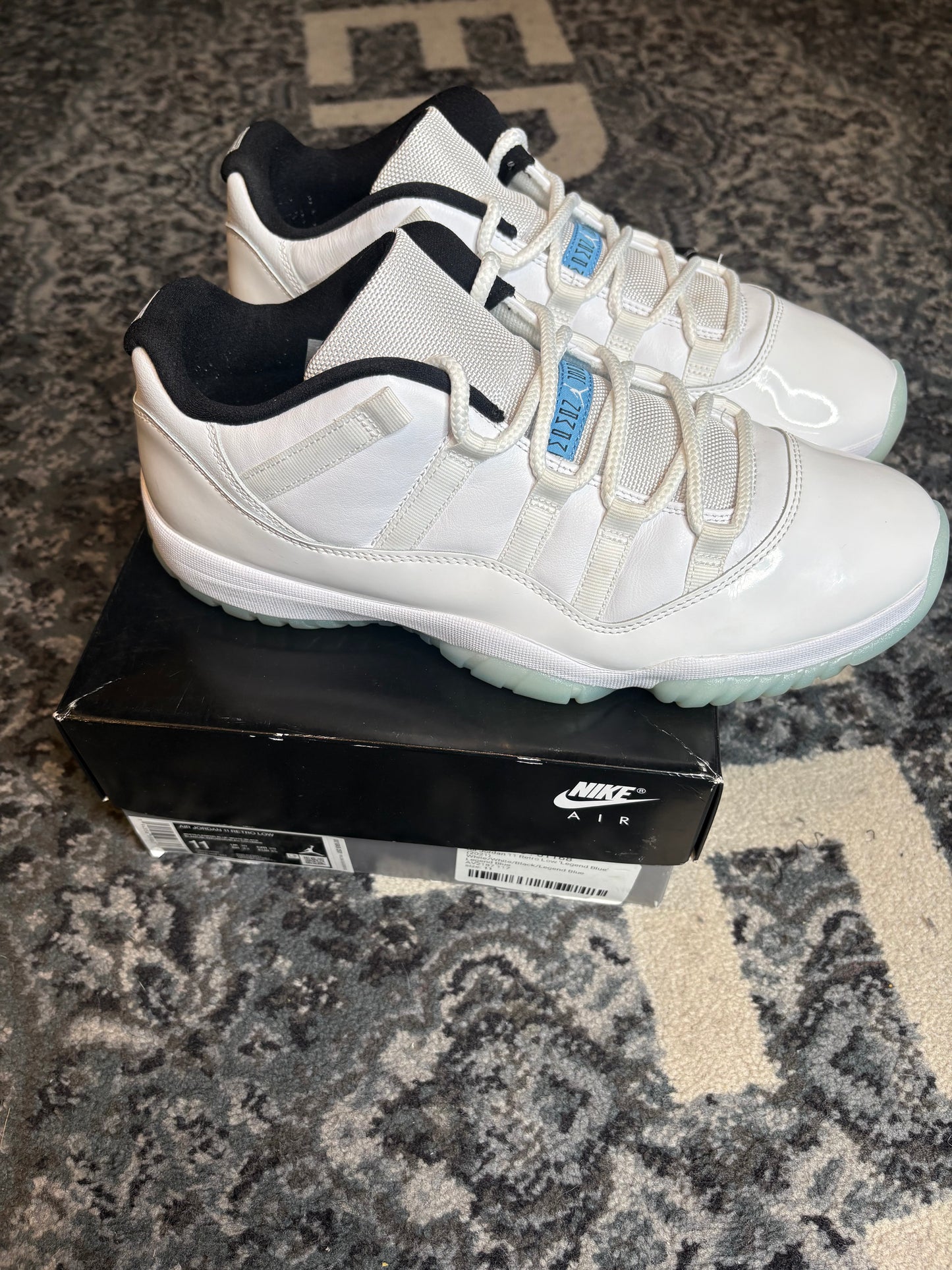 Jordan 11 Retro Low “Legend Blue” Clean Og Size 11