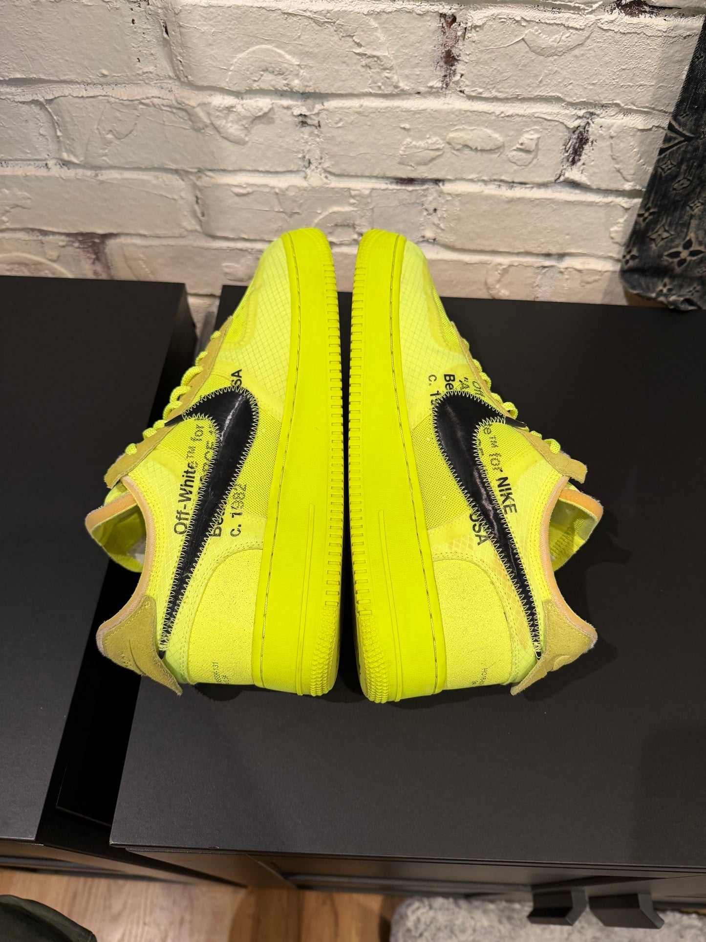 AF1 Off-White Volt Clean NB Size 11