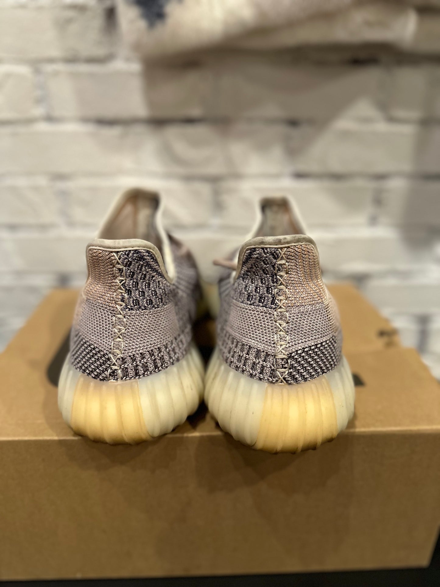 Yeezy 350 Boost Ash Pearl PO OG Size 11.5